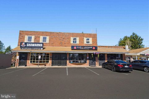 Photo of 316 Bustleton Pike, FEASTERVILLE-TREVOSE, PA 19053 (MLS # PABU2118948)