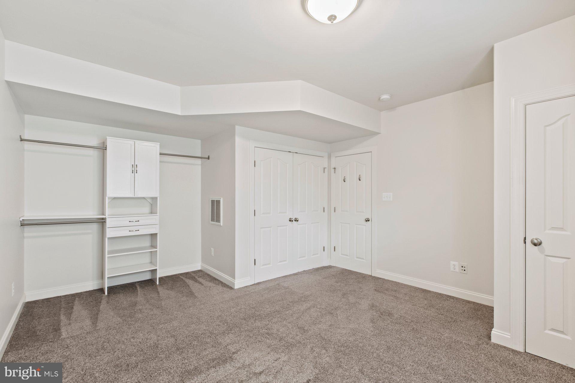 FARMS AT HUNTING CREEK - Residential