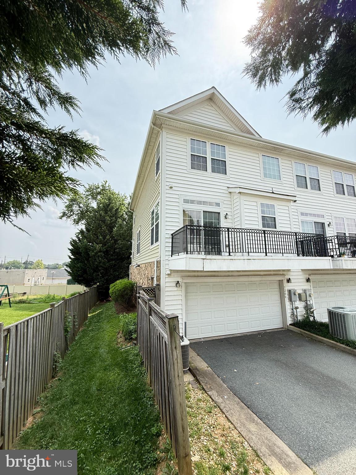 REDLAND ESTATES - Residential