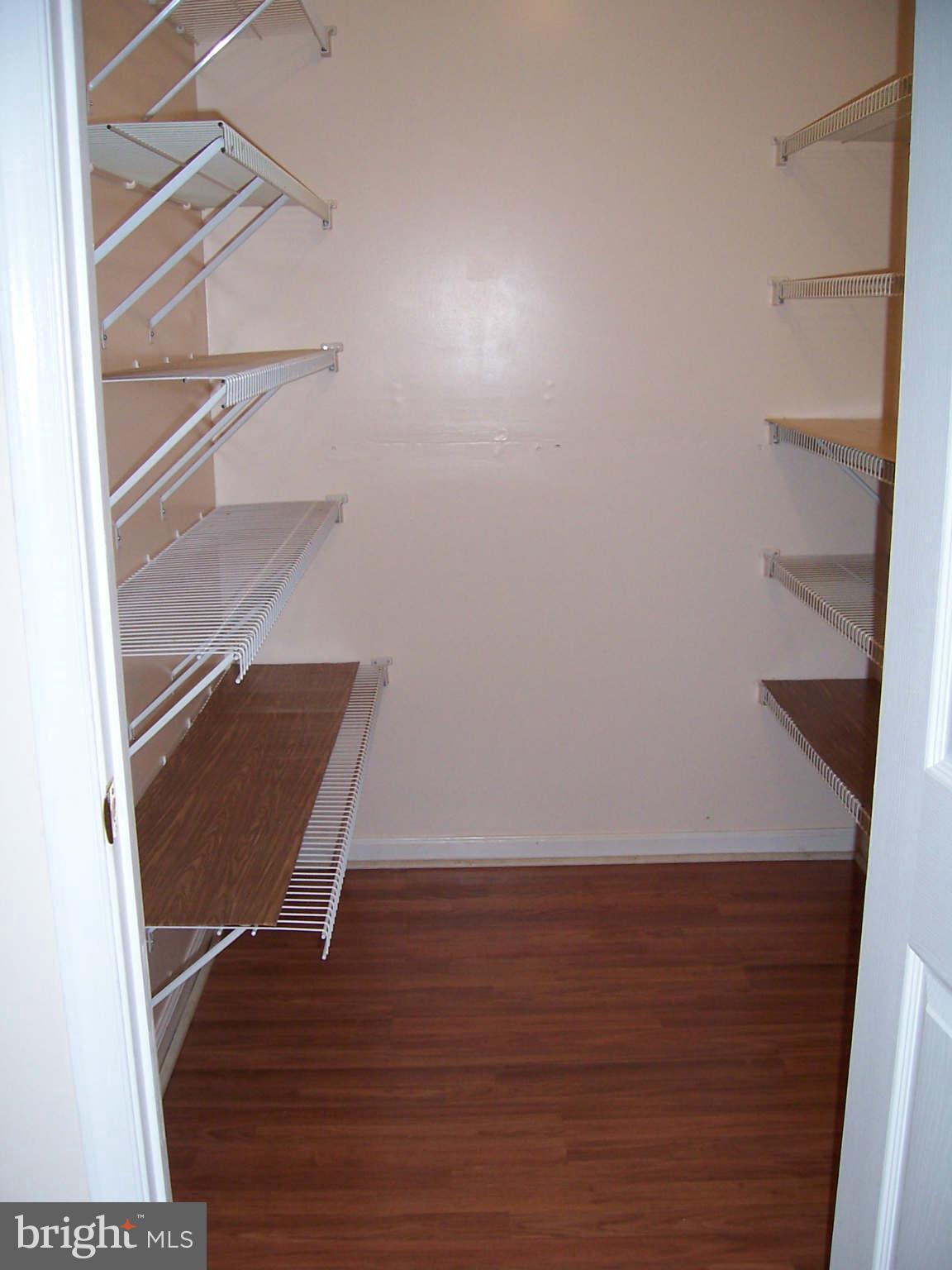 ST CHARLES WAKEFIELD - Residential