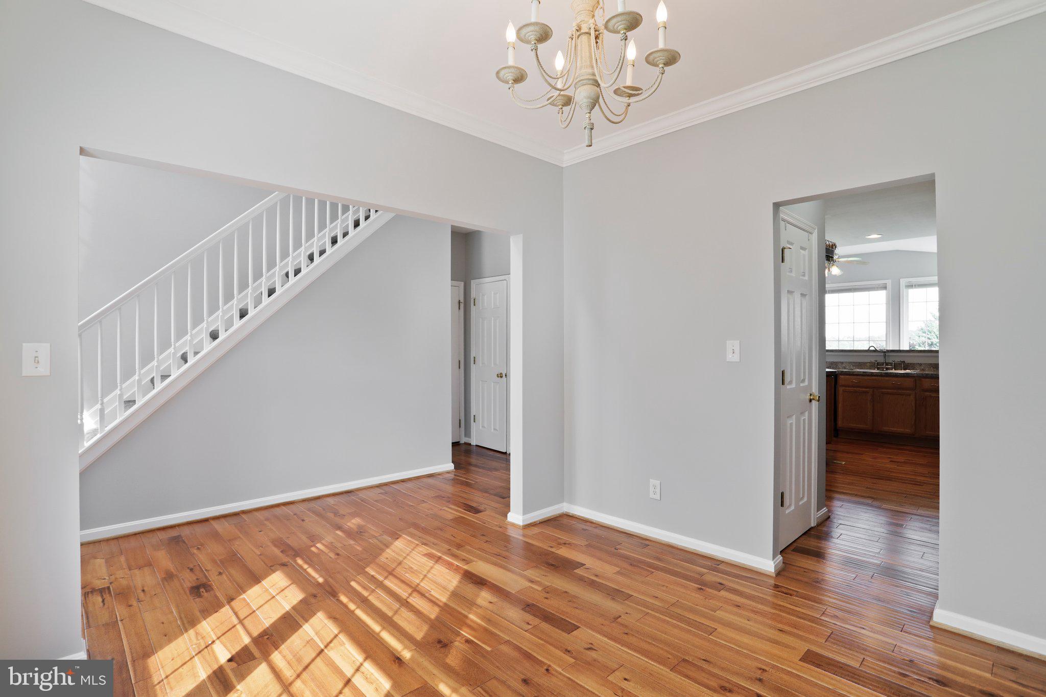 APPLE KNOLLS - Residential