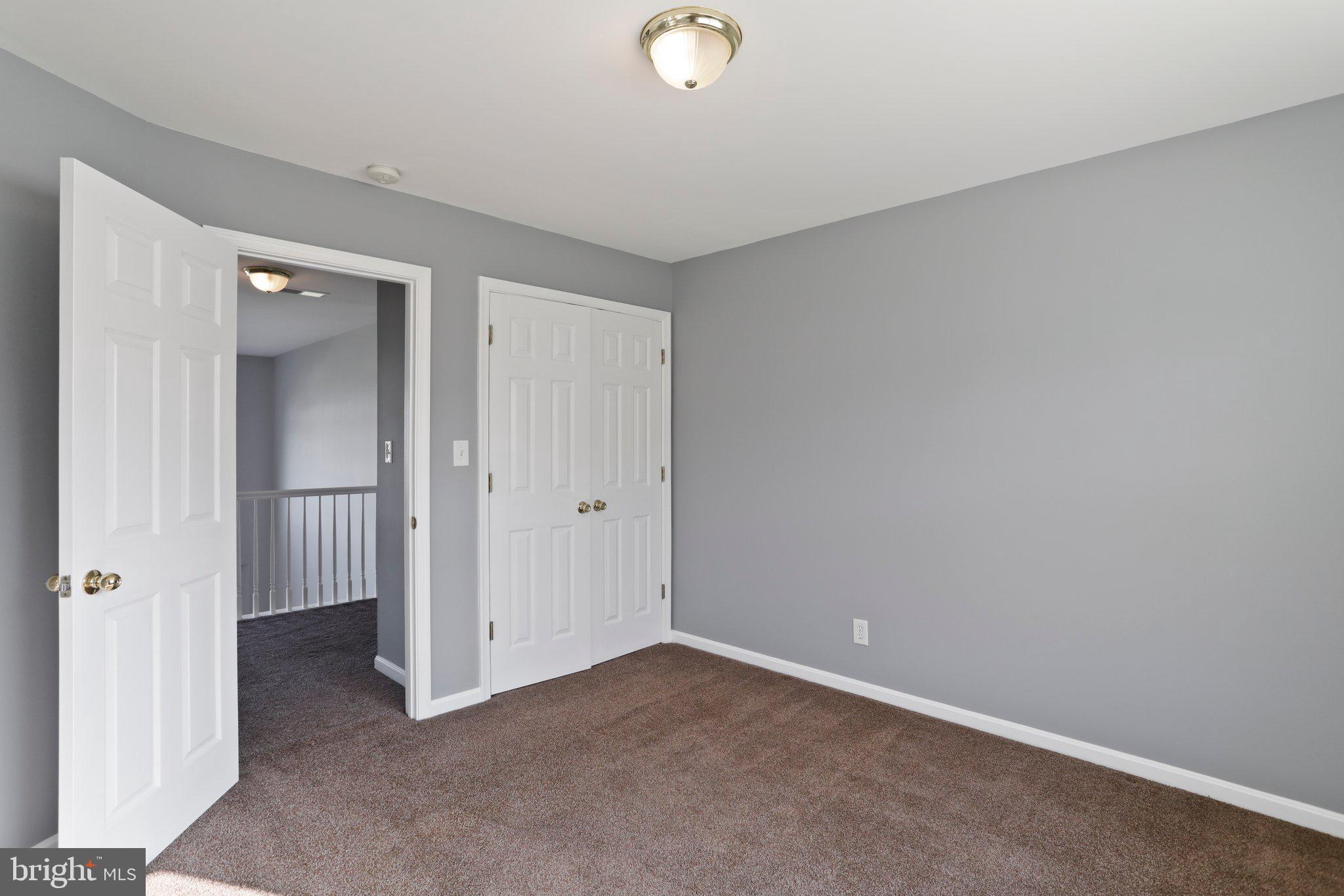 APPLE KNOLLS - Residential