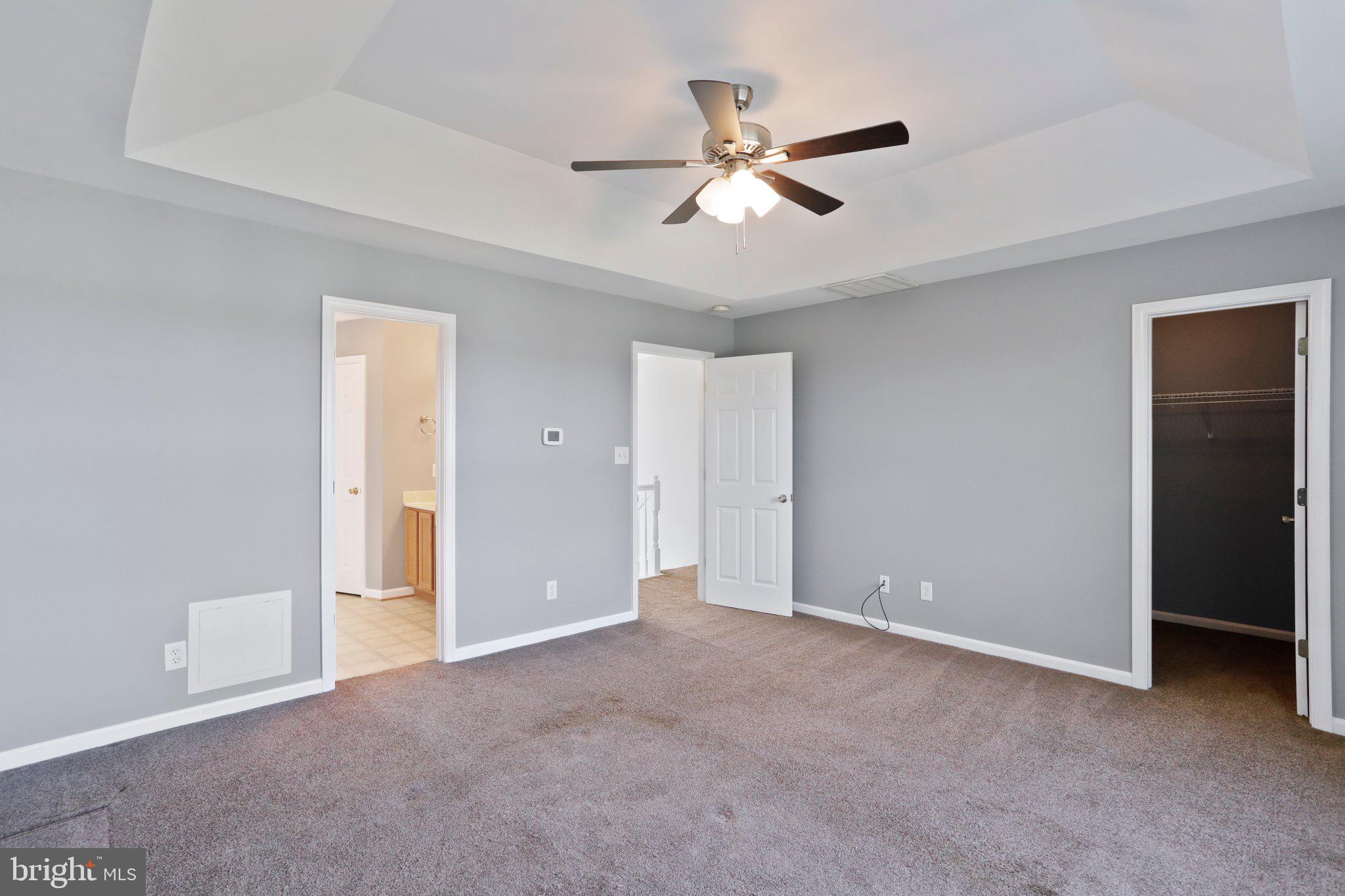 APPLE KNOLLS - Residential