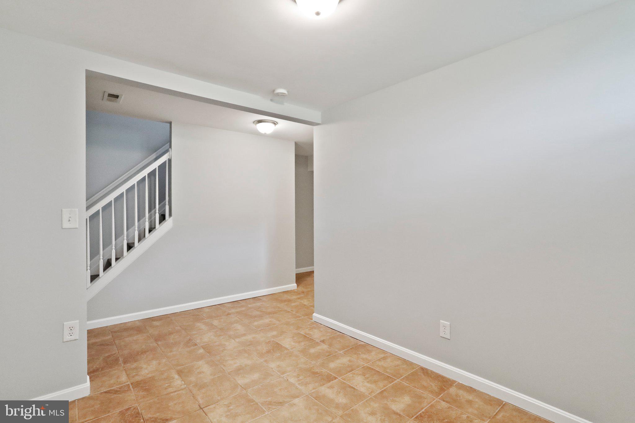 APPLE KNOLLS - Residential