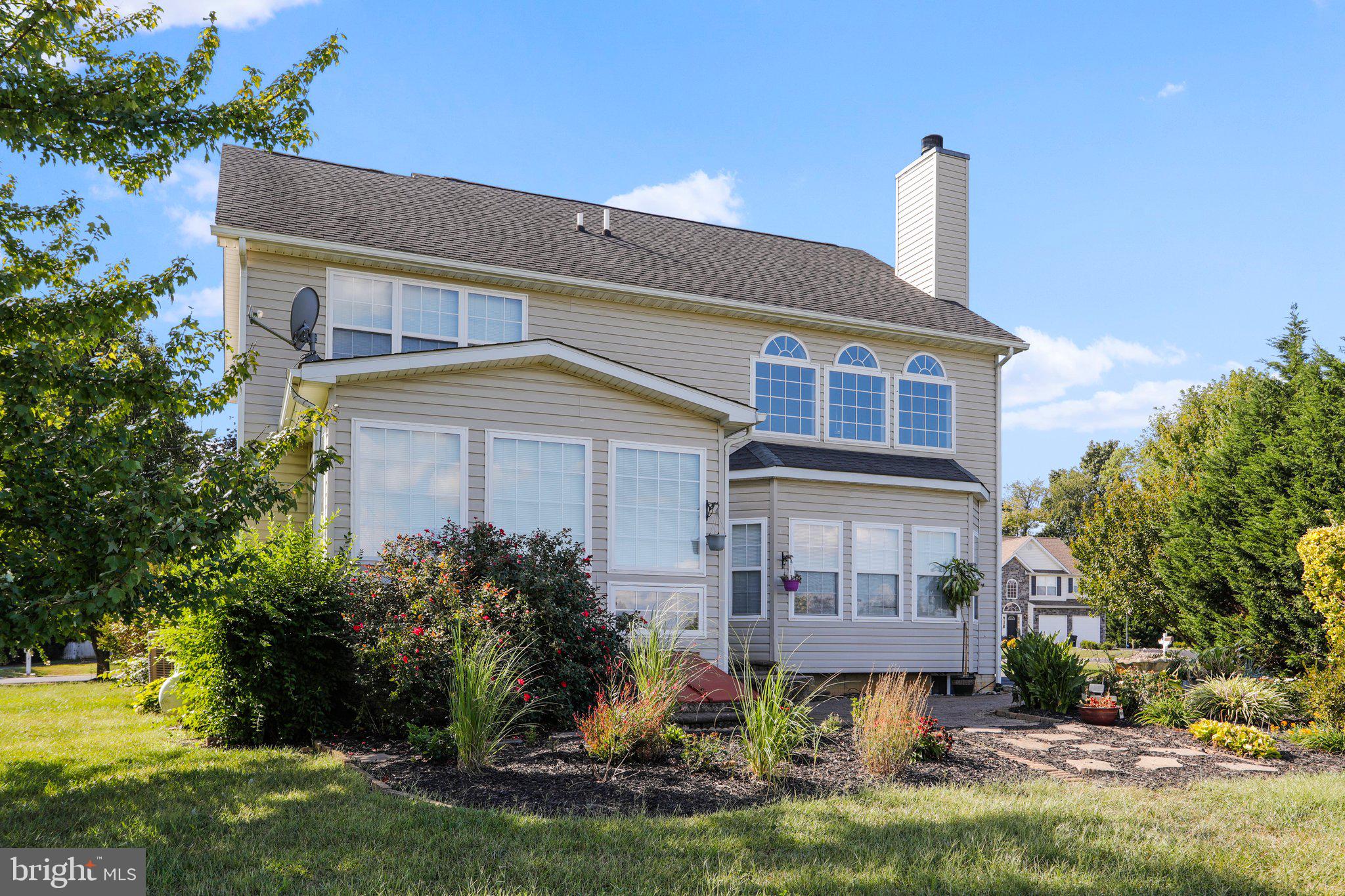 APPLE KNOLLS - Residential