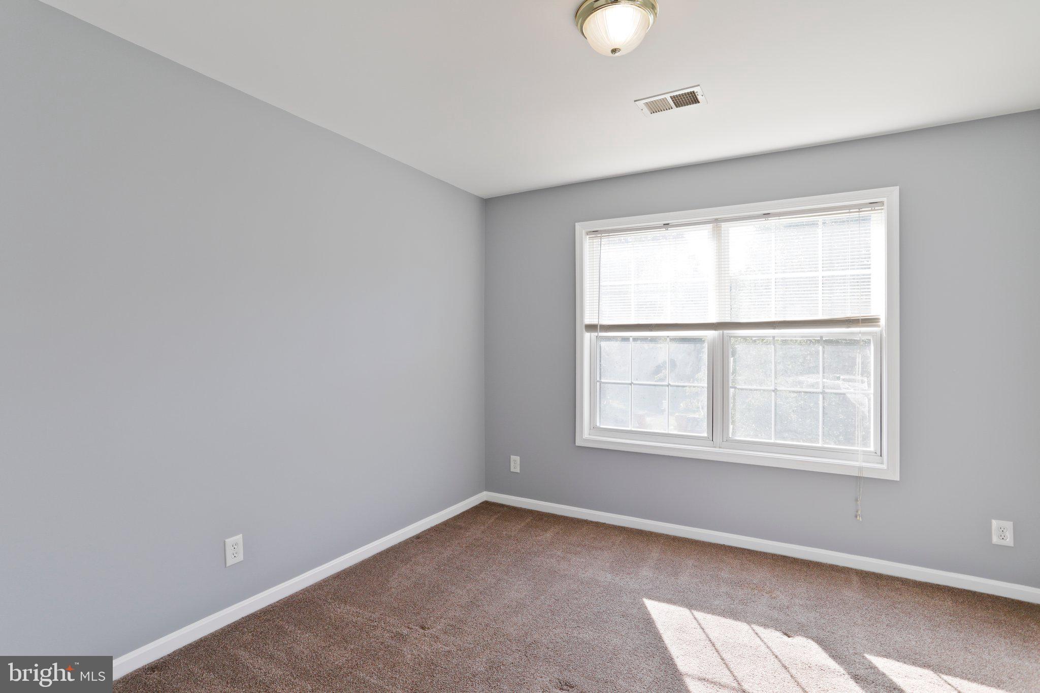 APPLE KNOLLS - Residential