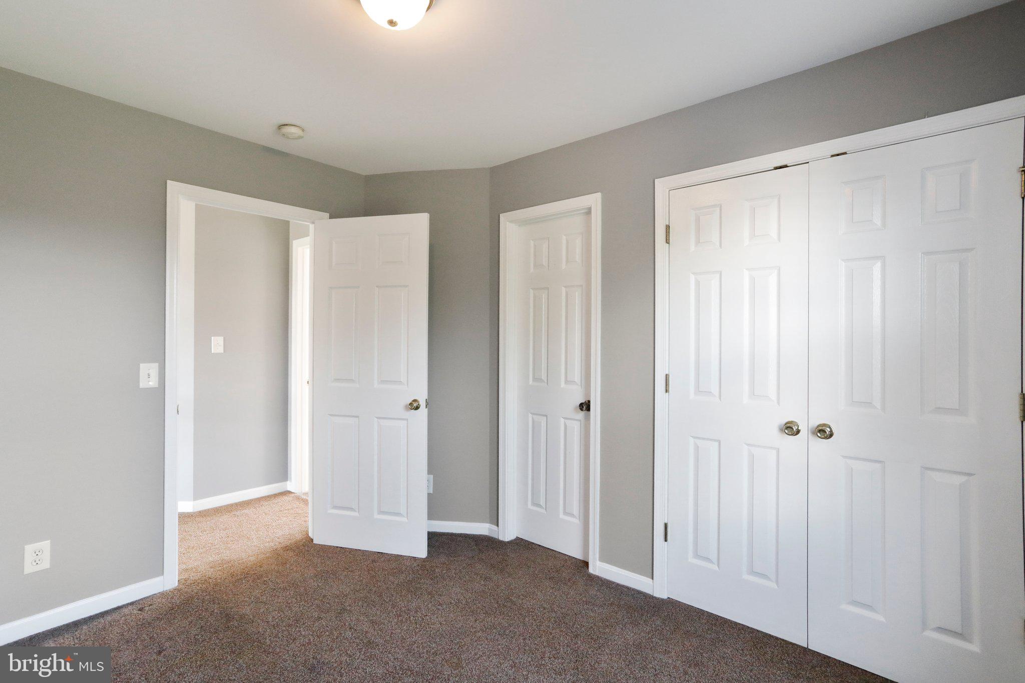 APPLE KNOLLS - Residential