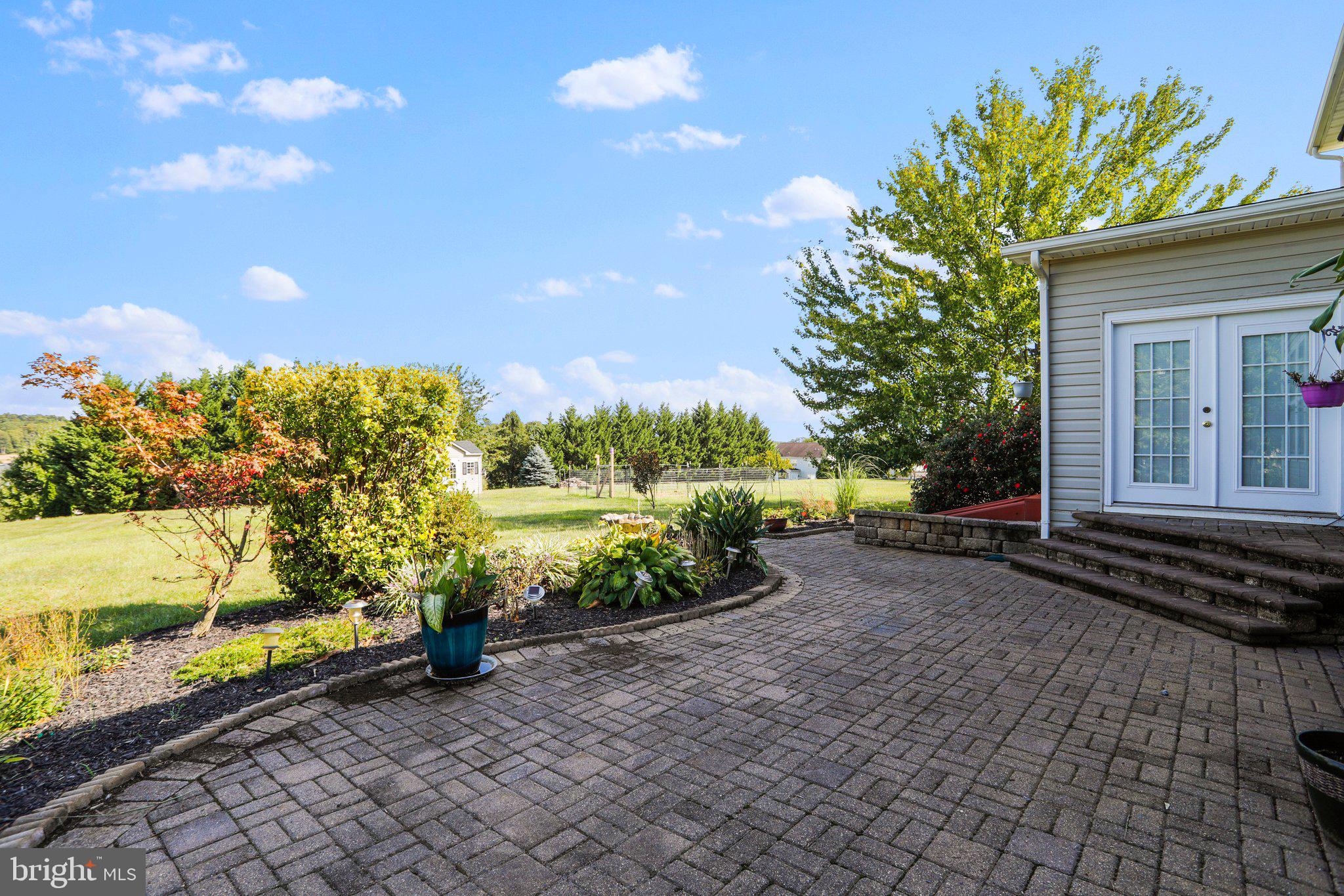 APPLE KNOLLS - Residential