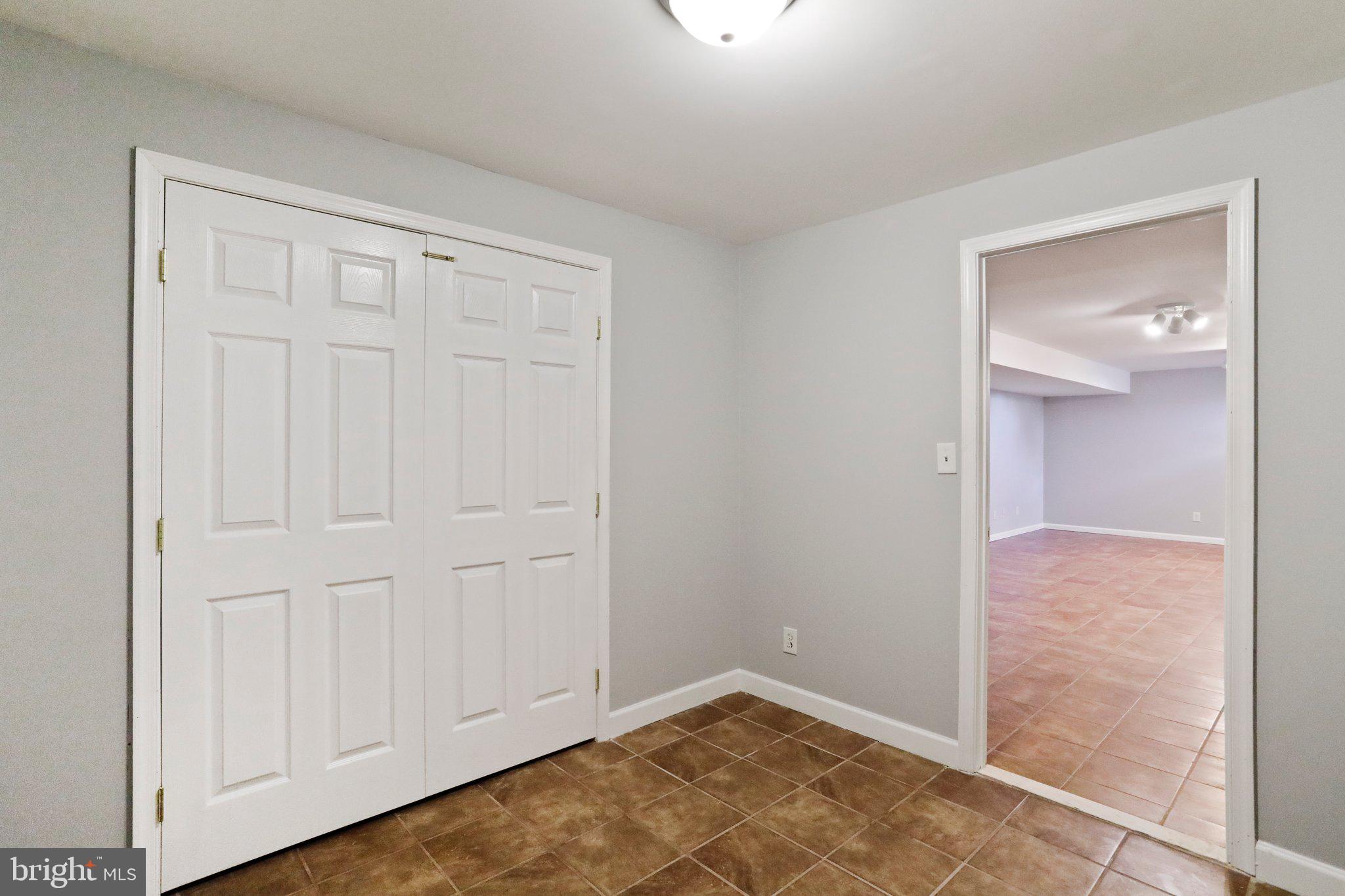 APPLE KNOLLS - Residential