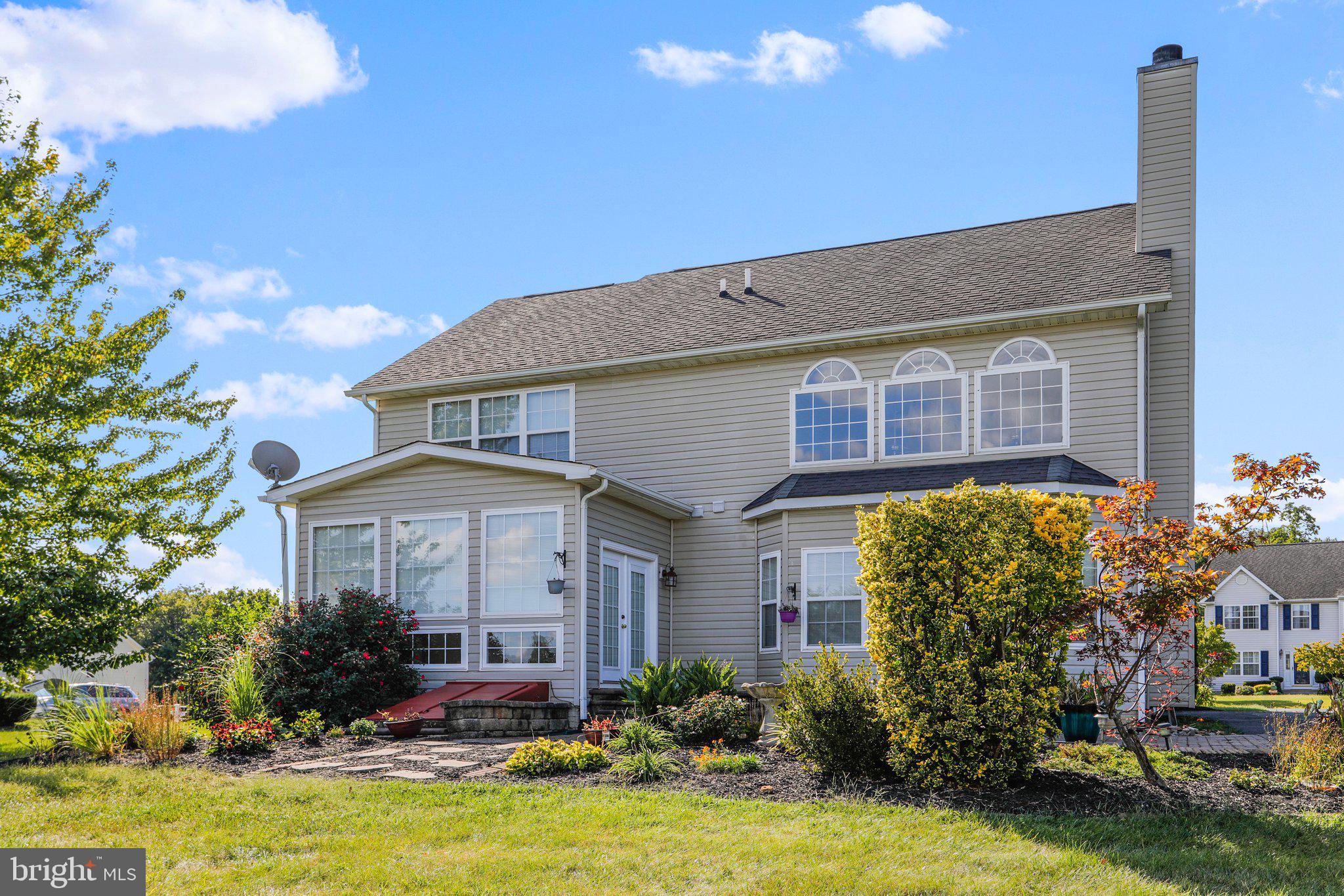 APPLE KNOLLS - Residential