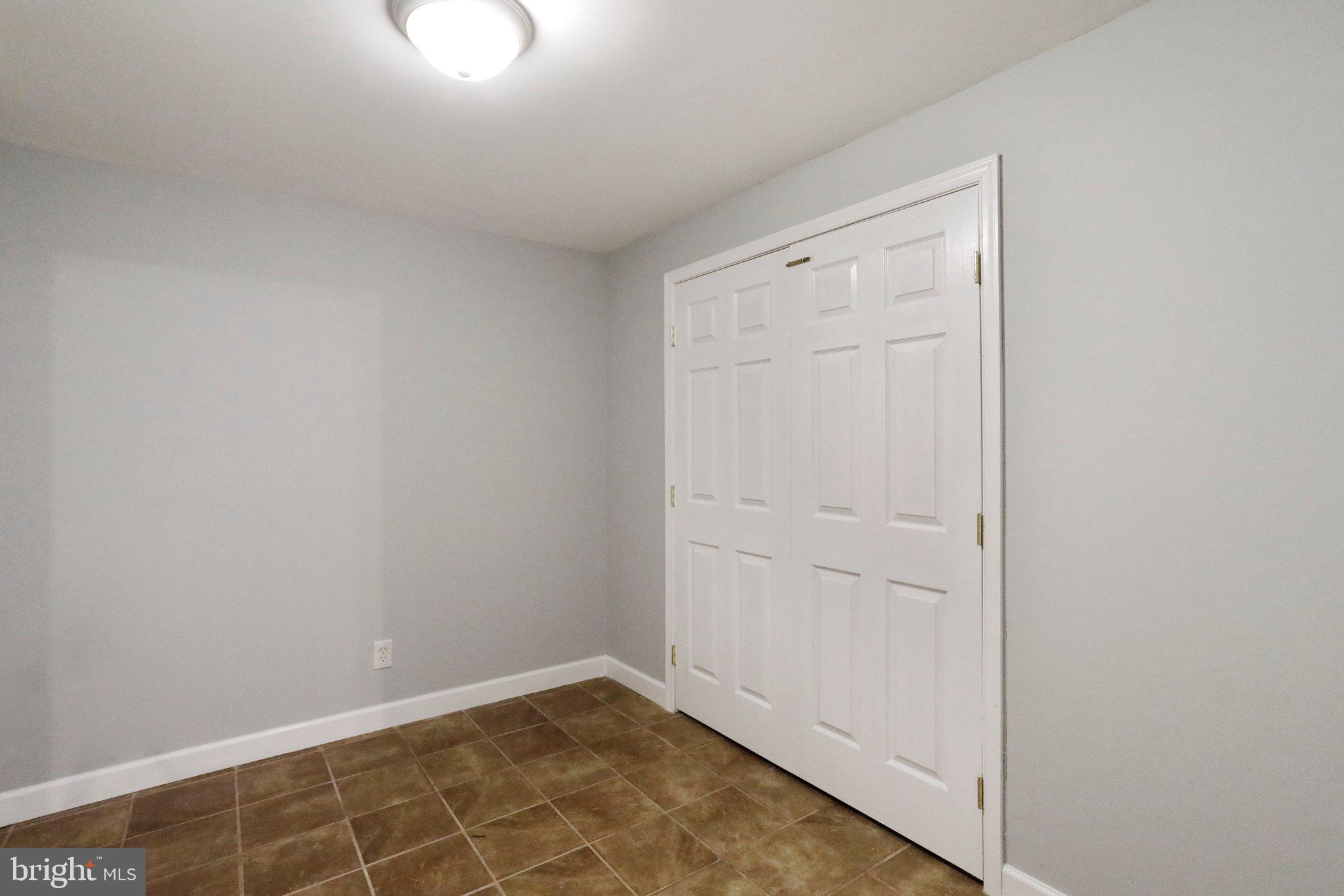 APPLE KNOLLS - Residential