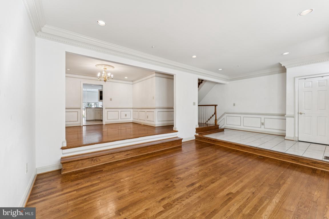 ALTA VISTA - Residential Lease