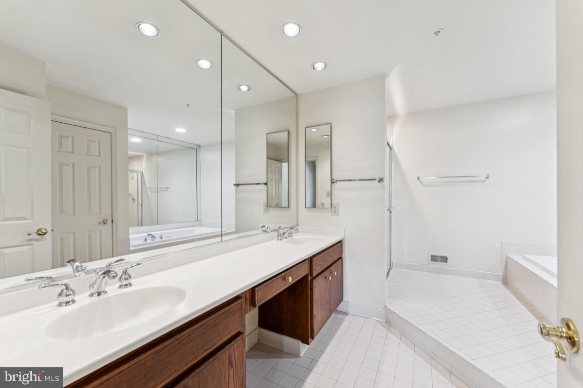 ALTA VISTA - Residential Lease