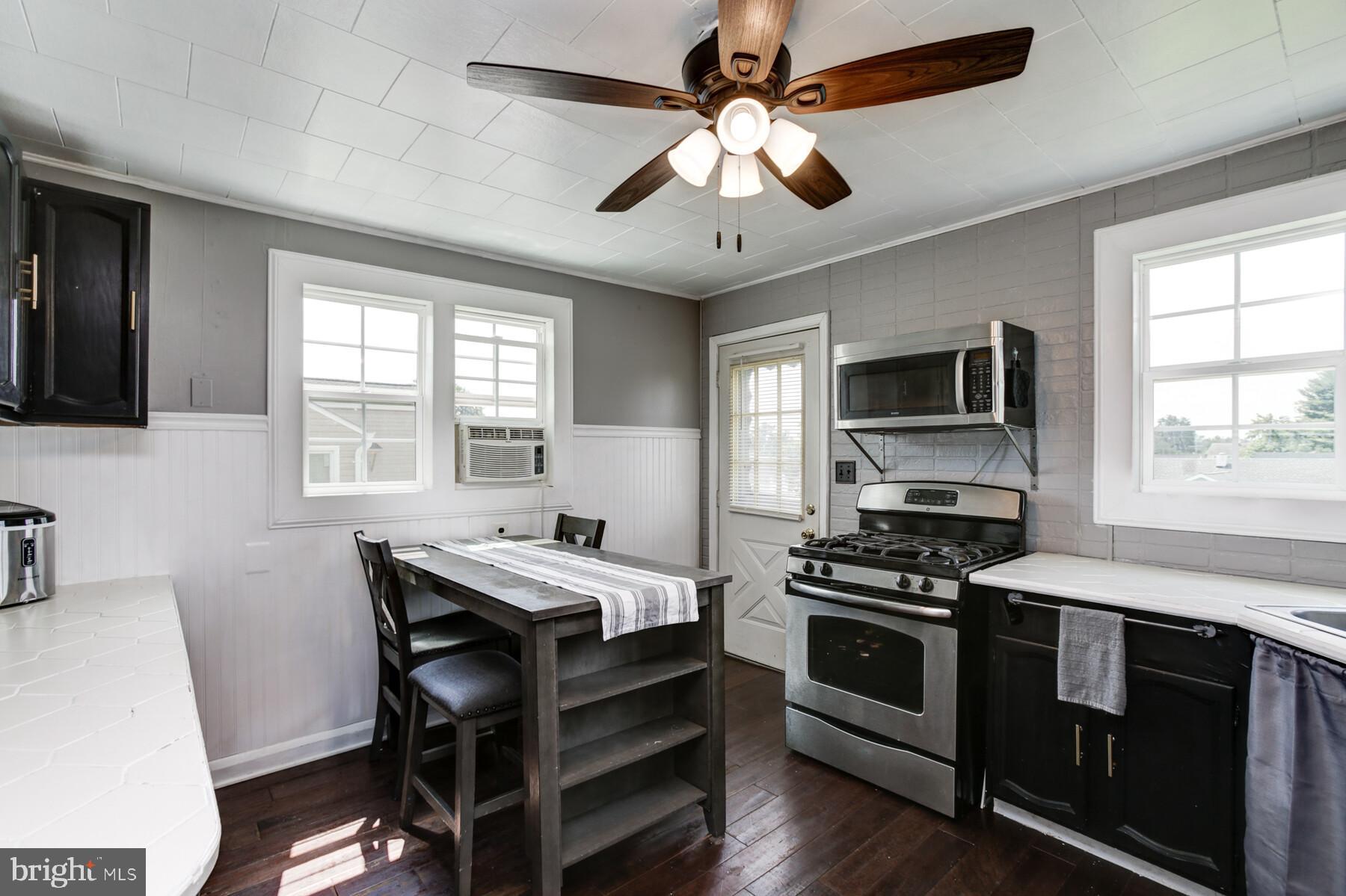 BALTIMORE HIGHLANDS - Residential