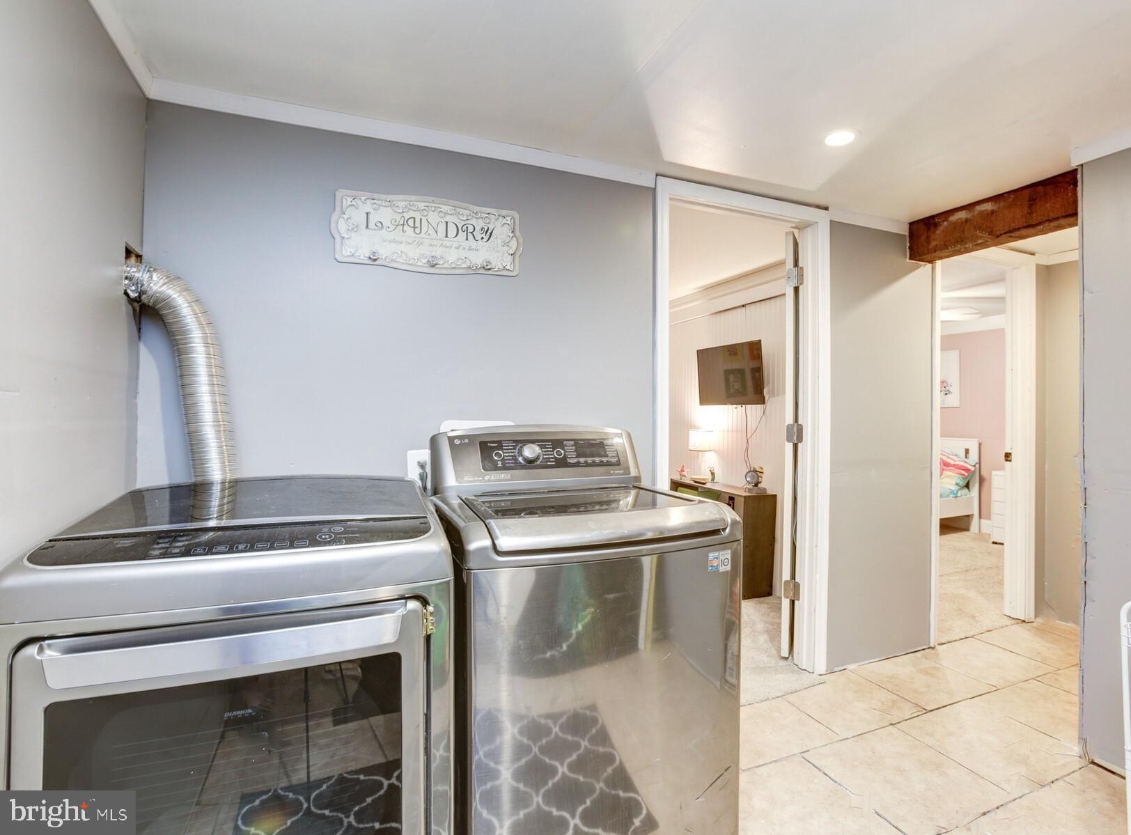 BALTIMORE HIGHLANDS - Residential