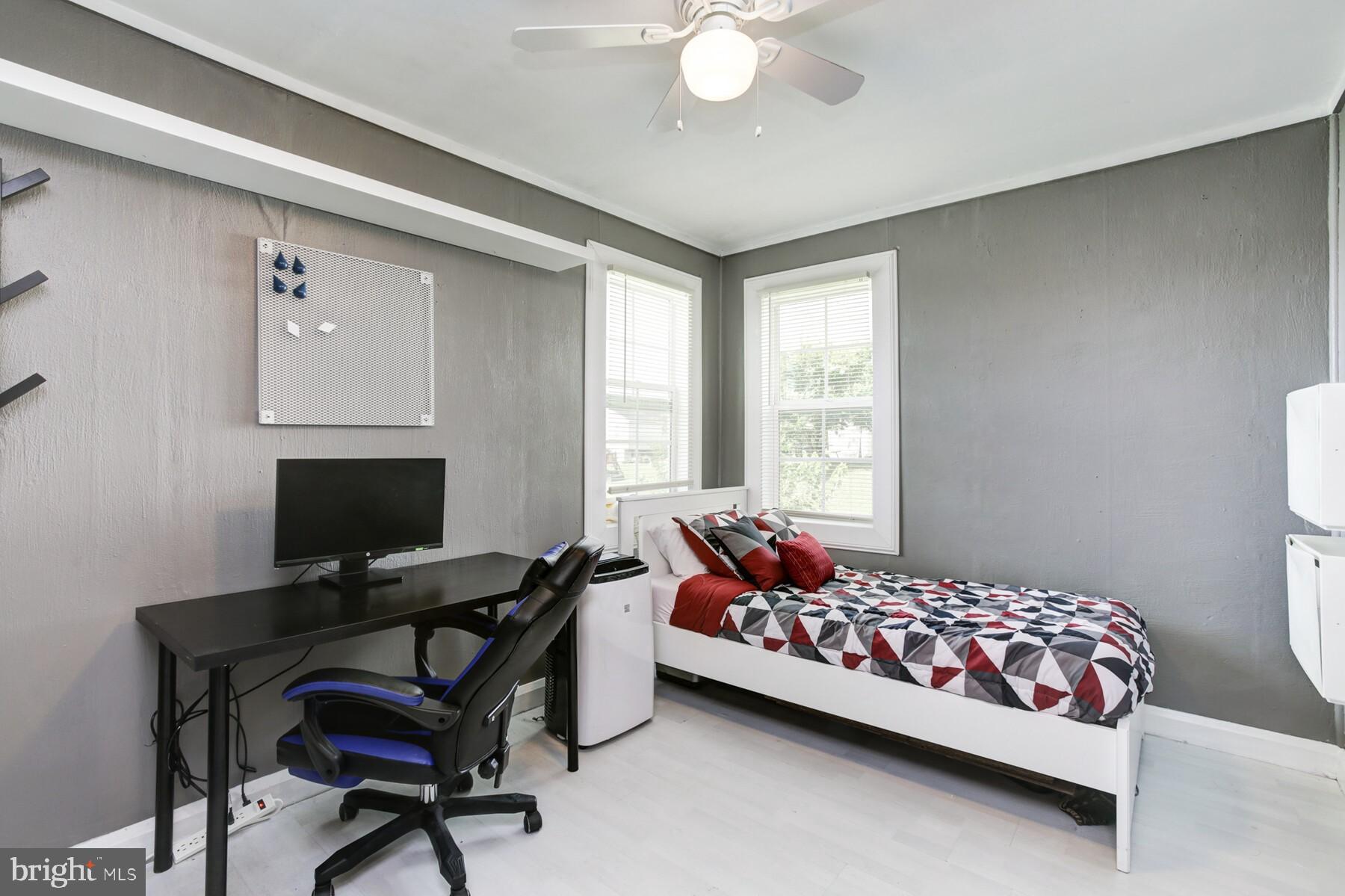 BALTIMORE HIGHLANDS - Residential