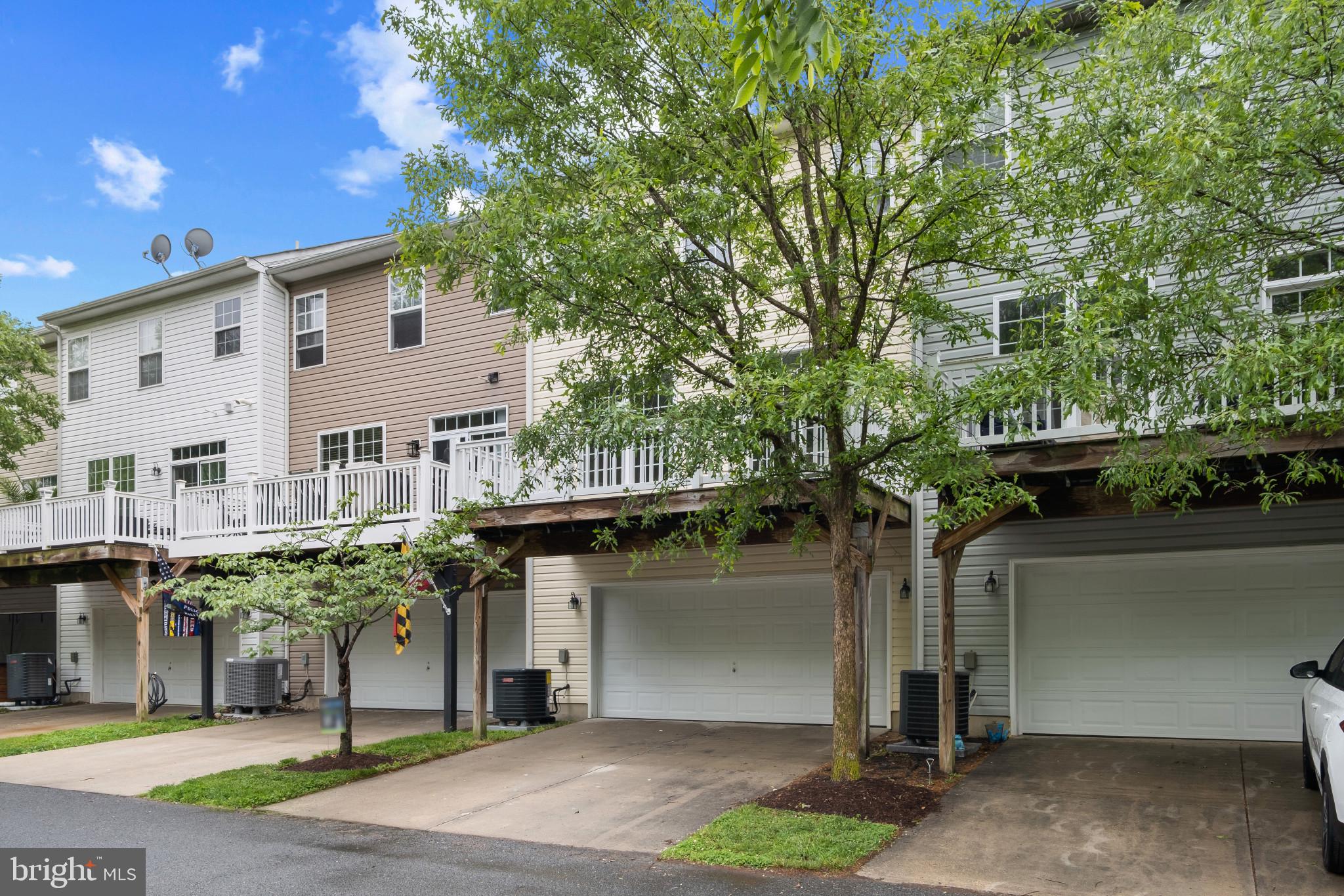 MALLARD LANDING - Residential