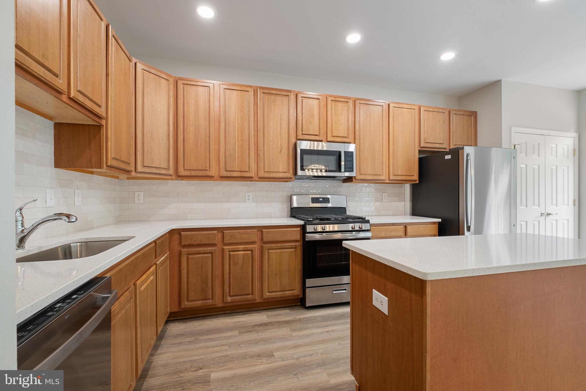 MALLARD LANDING - Residential