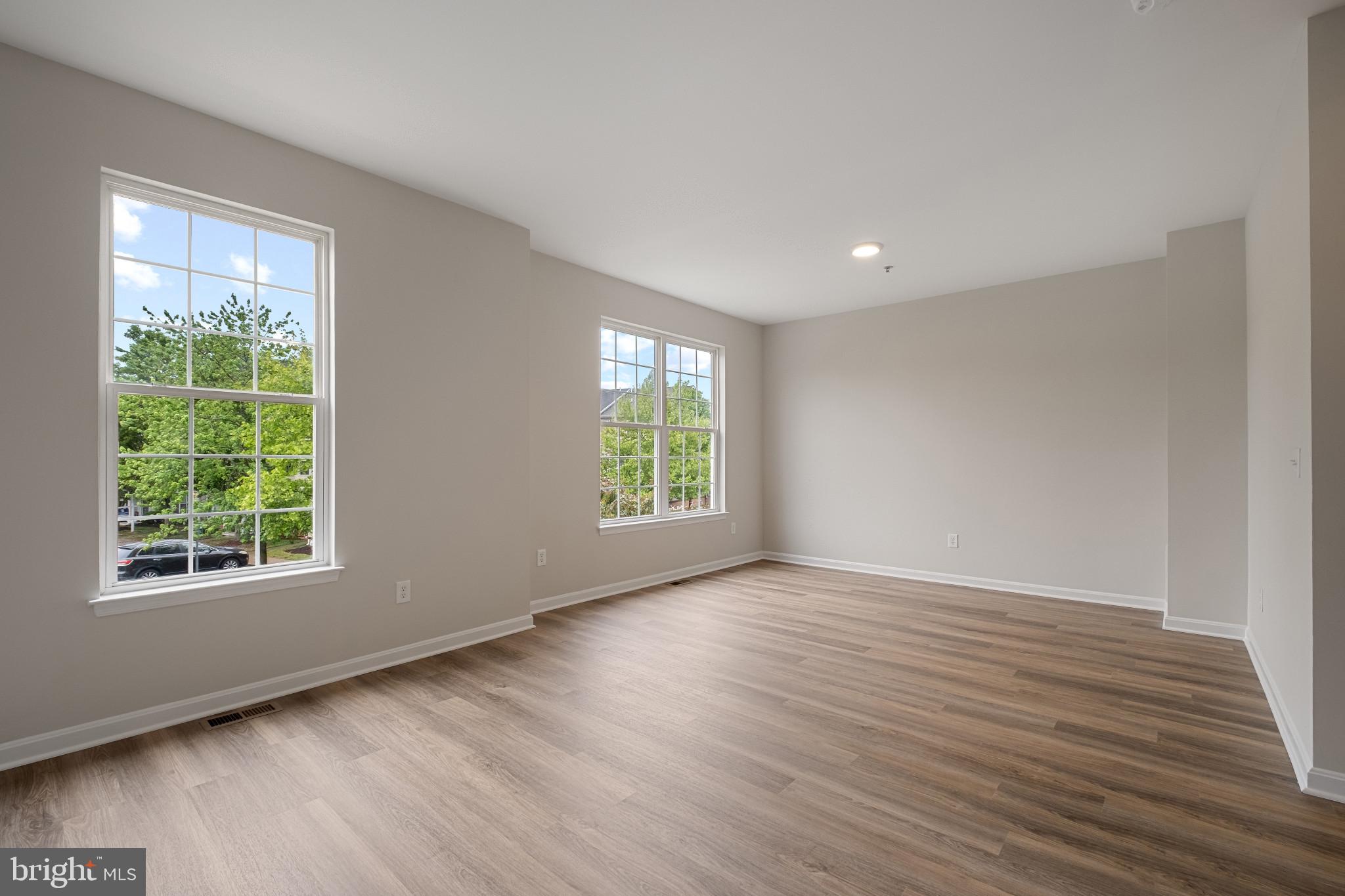 MALLARD LANDING - Residential