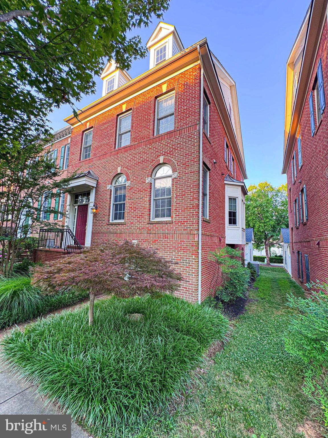 608 PLEASANT DRIVE