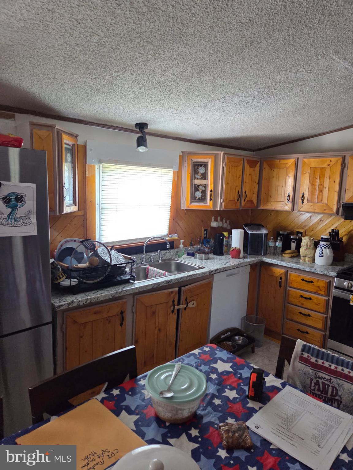 NORTHVIEW MANOR - Residential