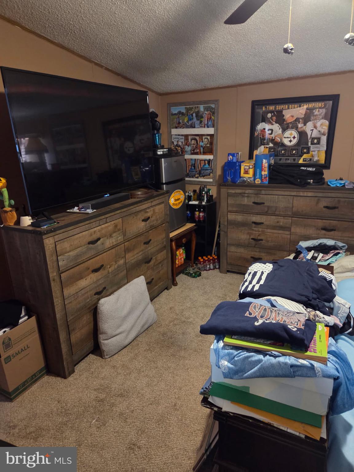 NORTHVIEW MANOR - Residential