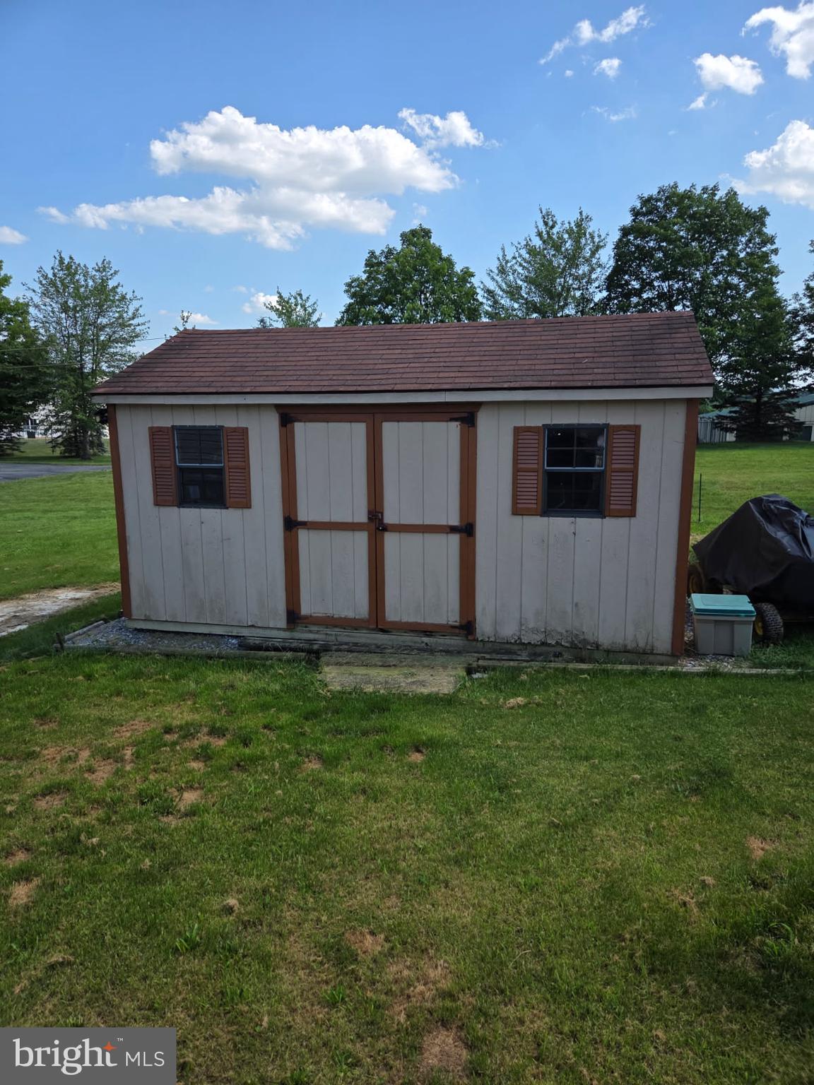 NORTHVIEW MANOR - Residential