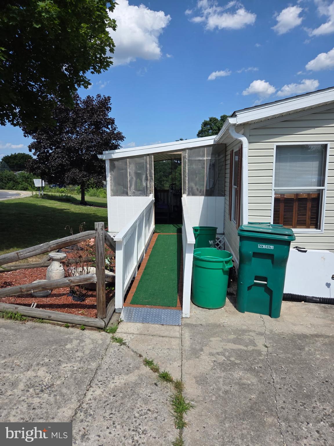 NORTHVIEW MANOR - Residential