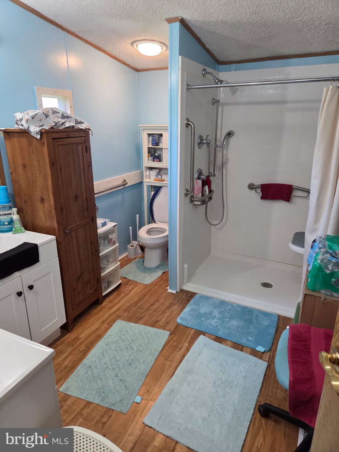 NORTHVIEW MANOR - Residential