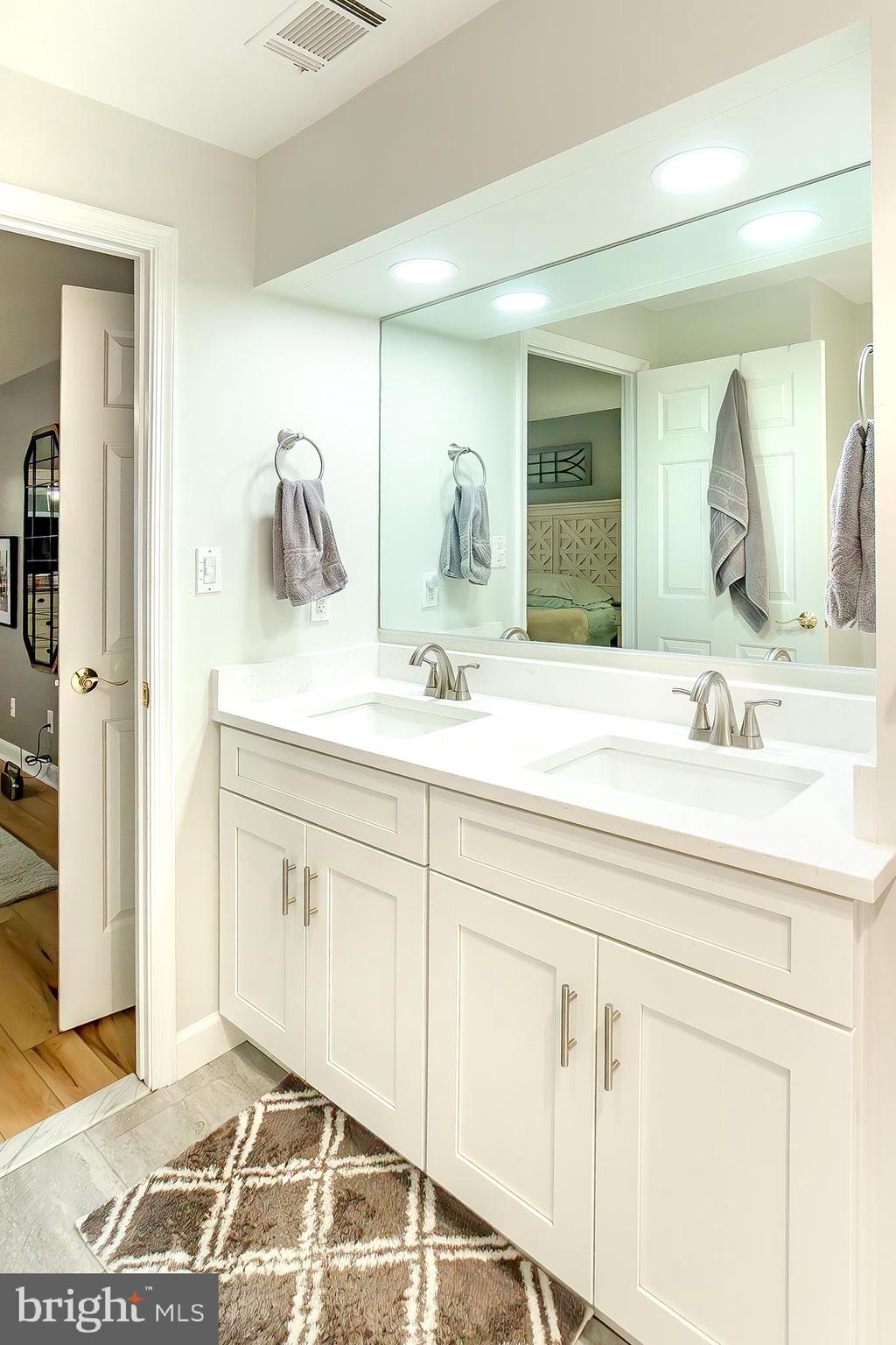 TOWSONGATE - Residential