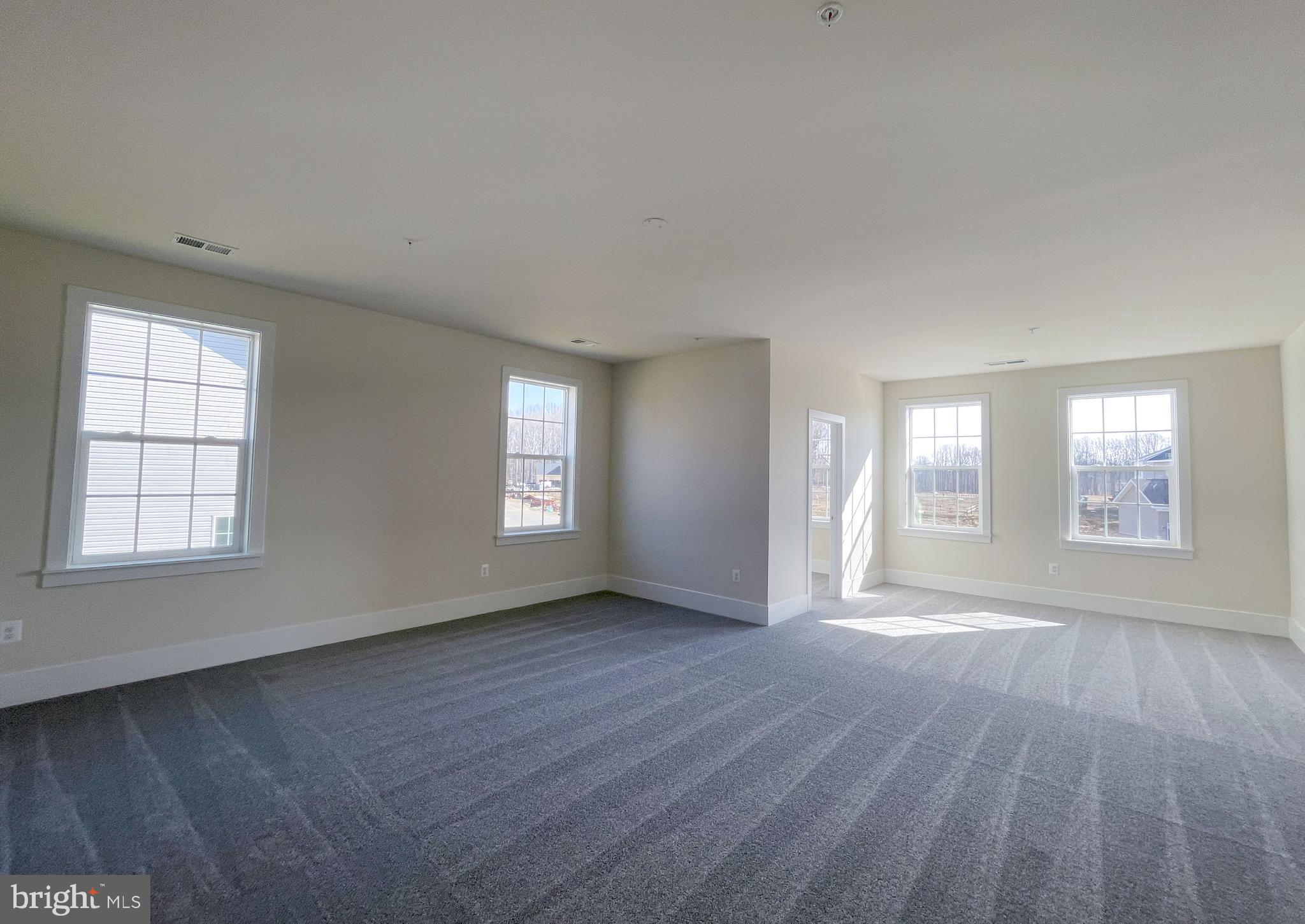 FAIRVIEW MANOR - Residential