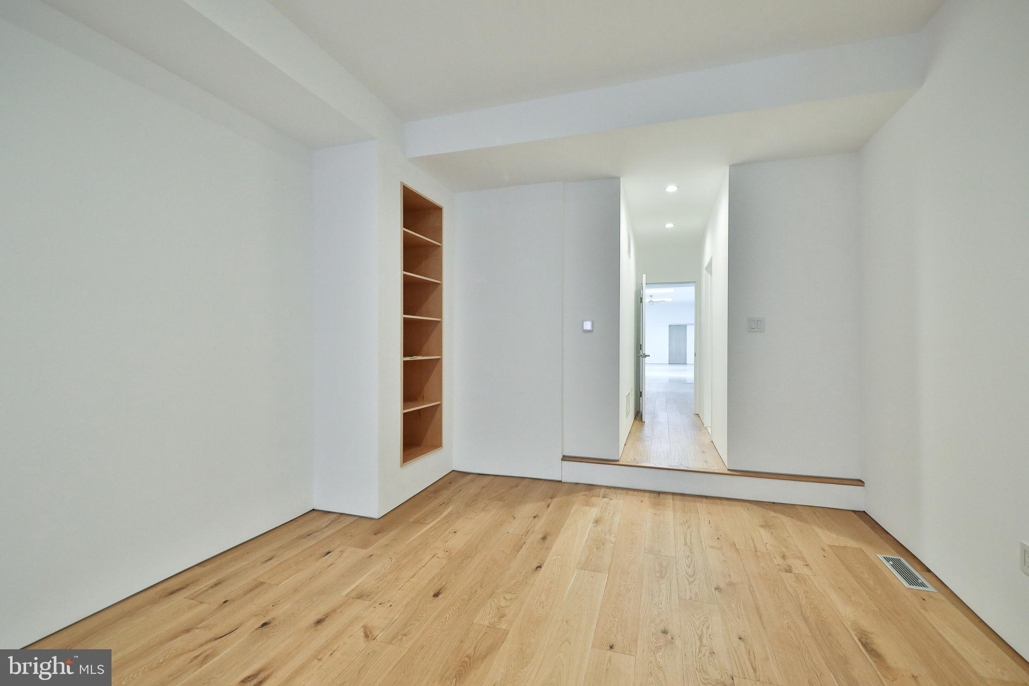 BELLA VISTA - Residential Income