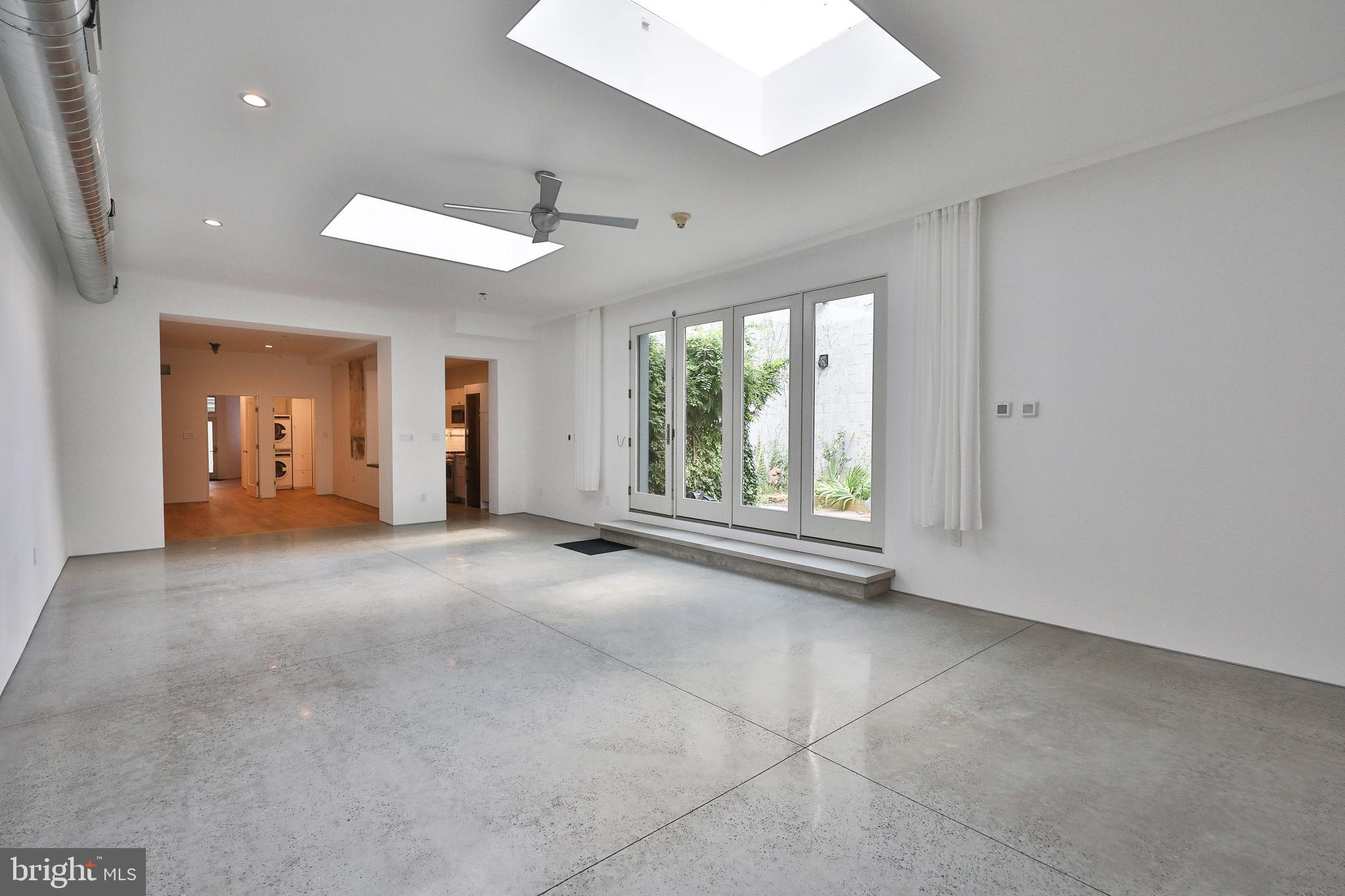 BELLA VISTA - Residential Income