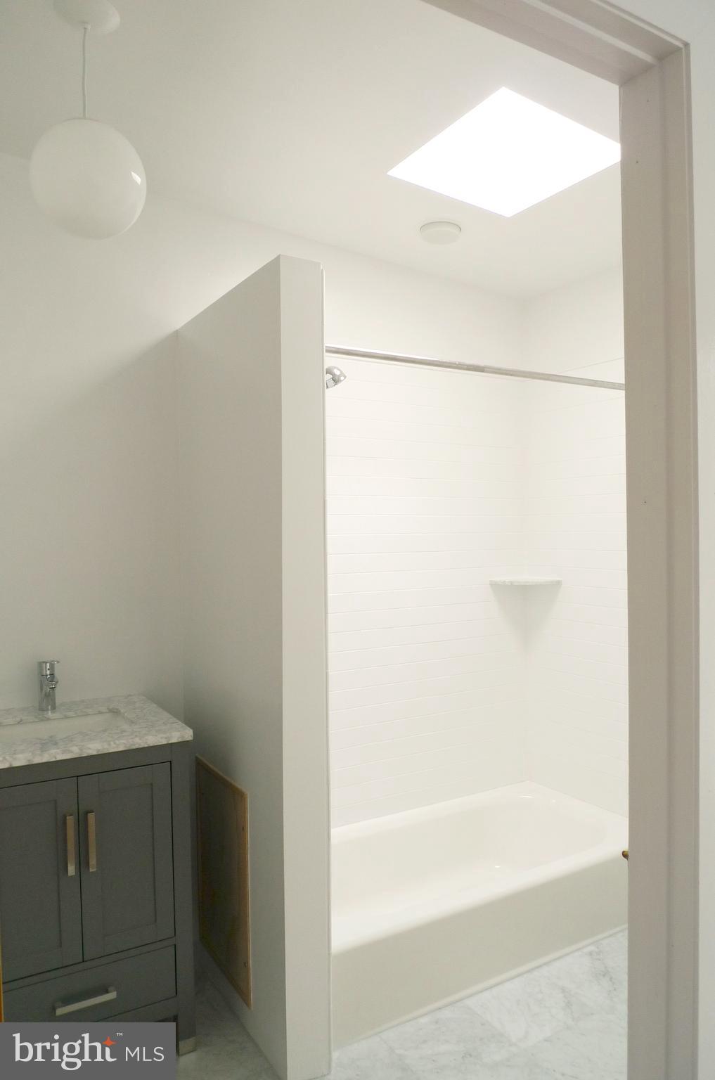 BELLA VISTA - Residential Income