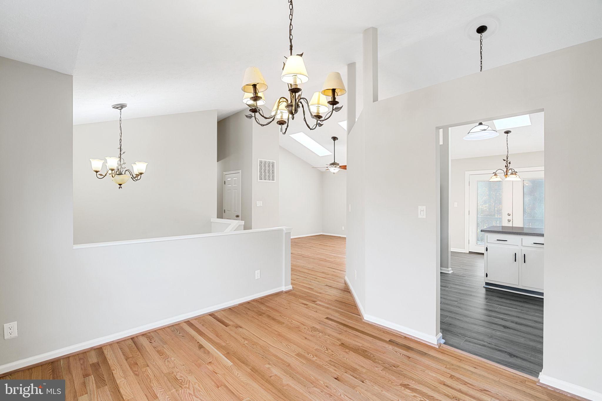 SHERATON OAKS - Residential