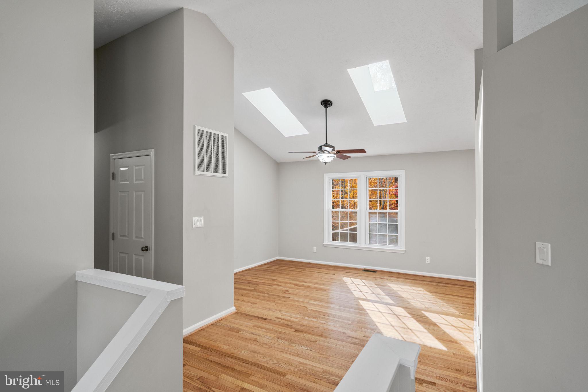 SHERATON OAKS - Residential