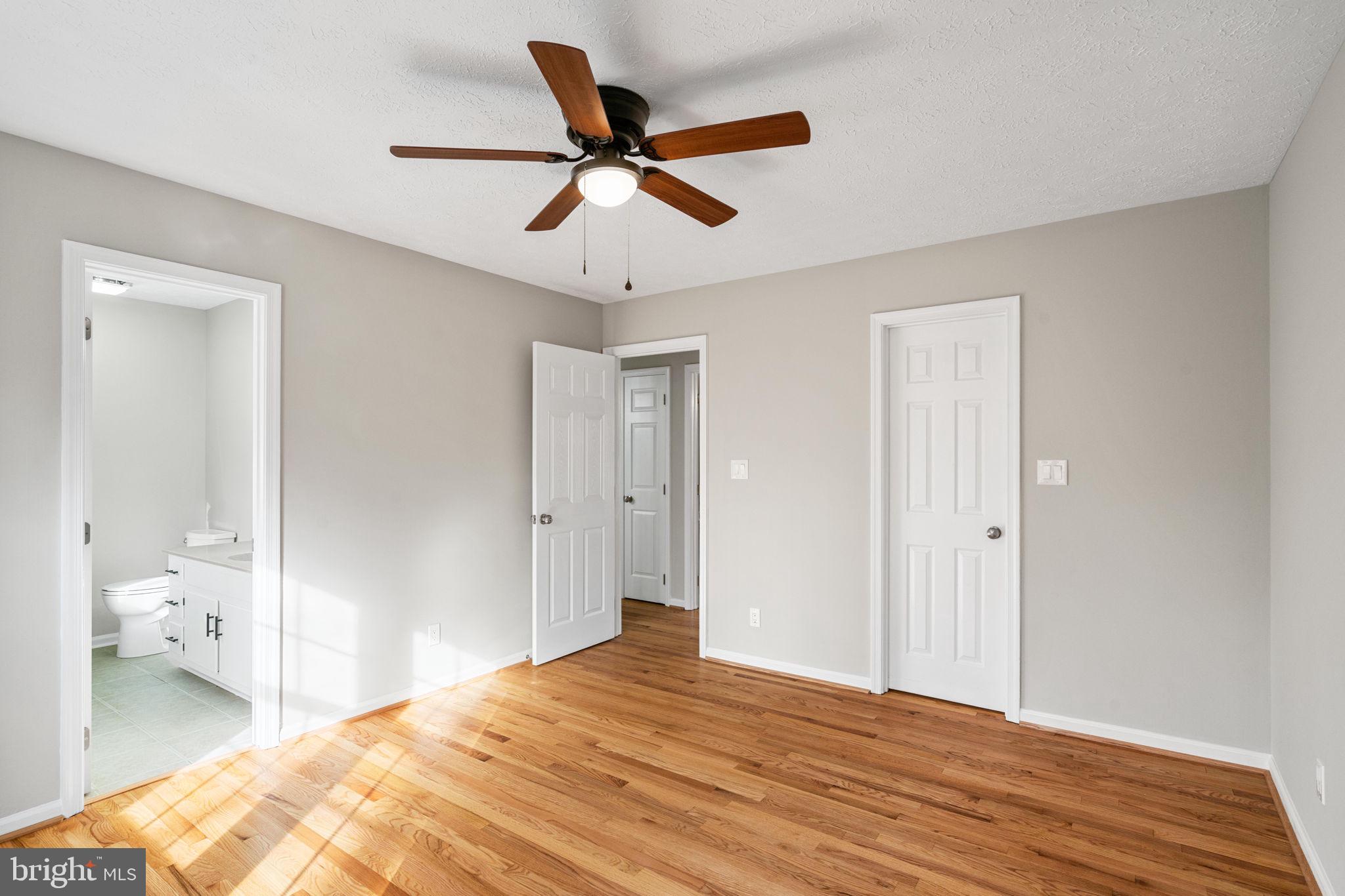 SHERATON OAKS - Residential