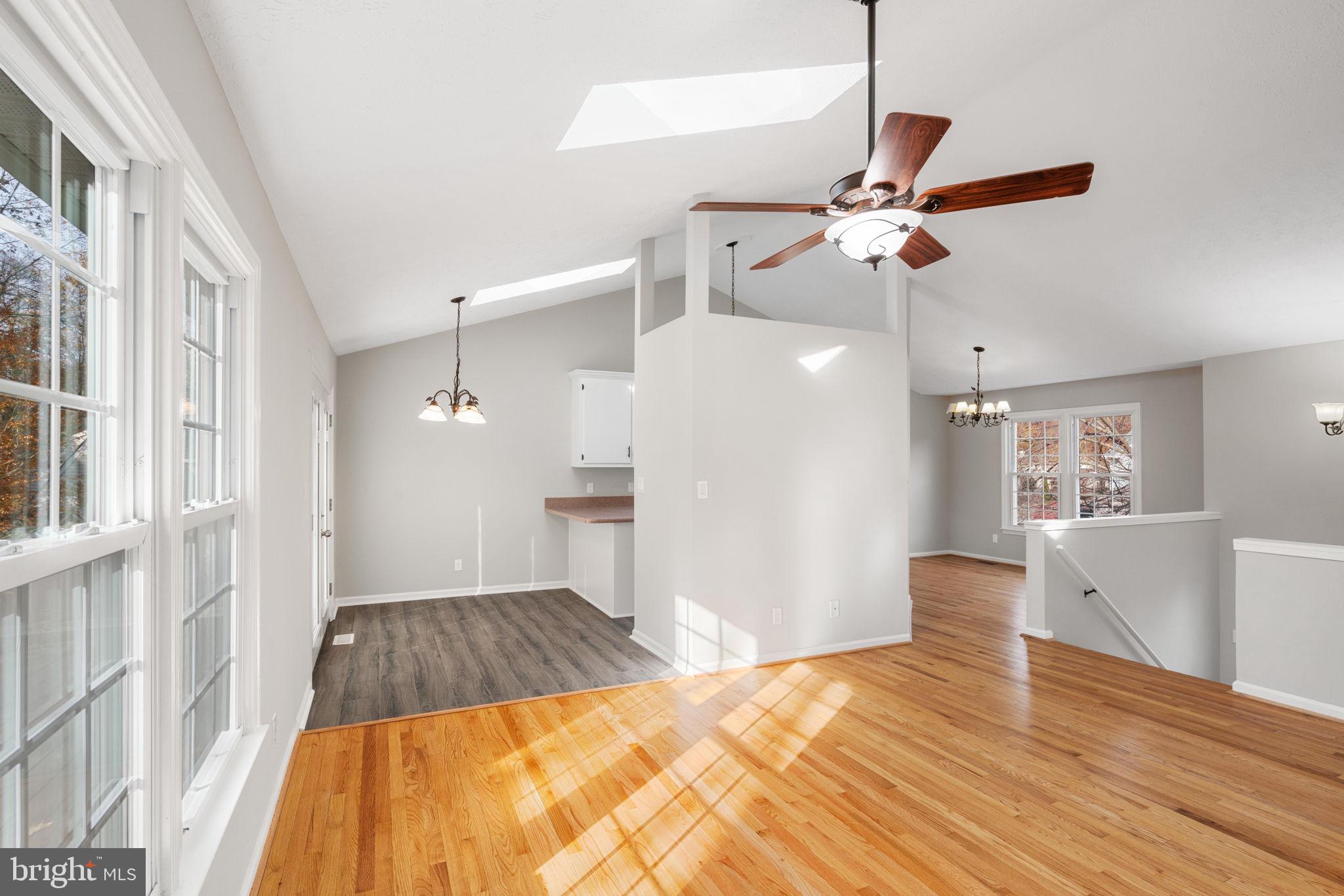 SHERATON OAKS - Residential