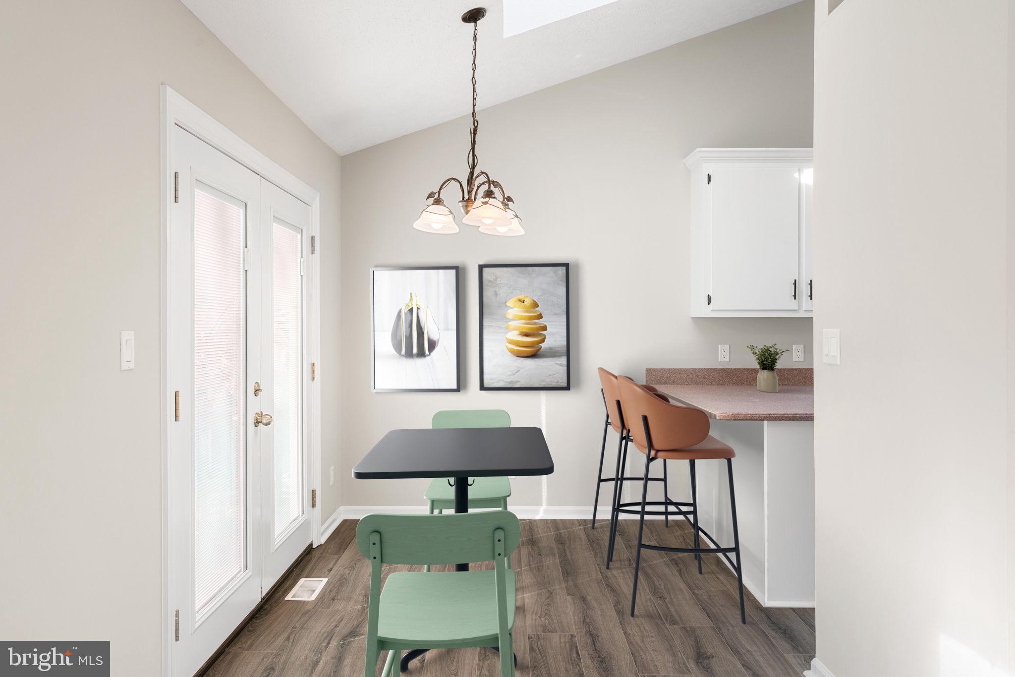 SHERATON OAKS - Residential