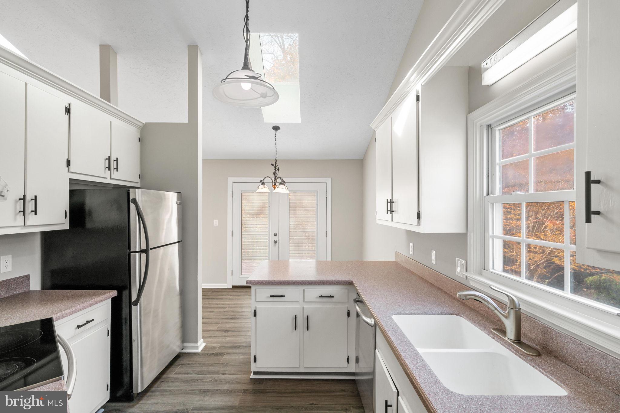 SHERATON OAKS - Residential