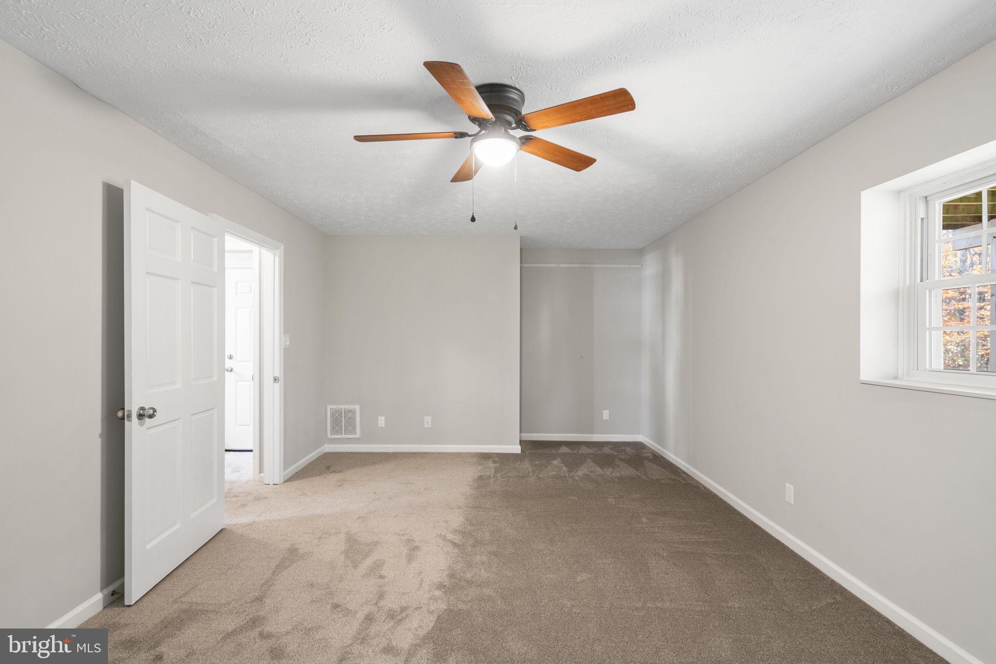 SHERATON OAKS - Residential