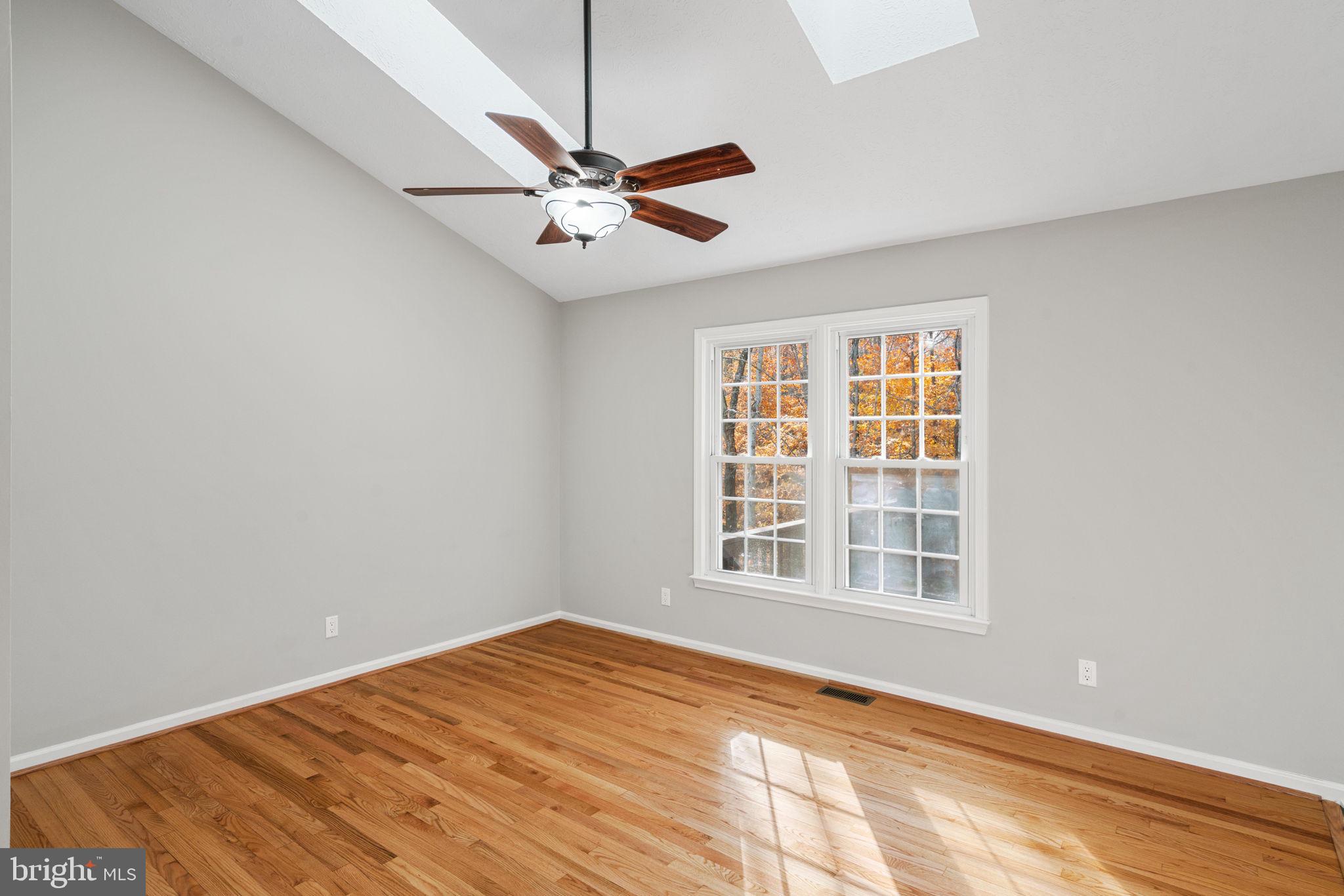 SHERATON OAKS - Residential