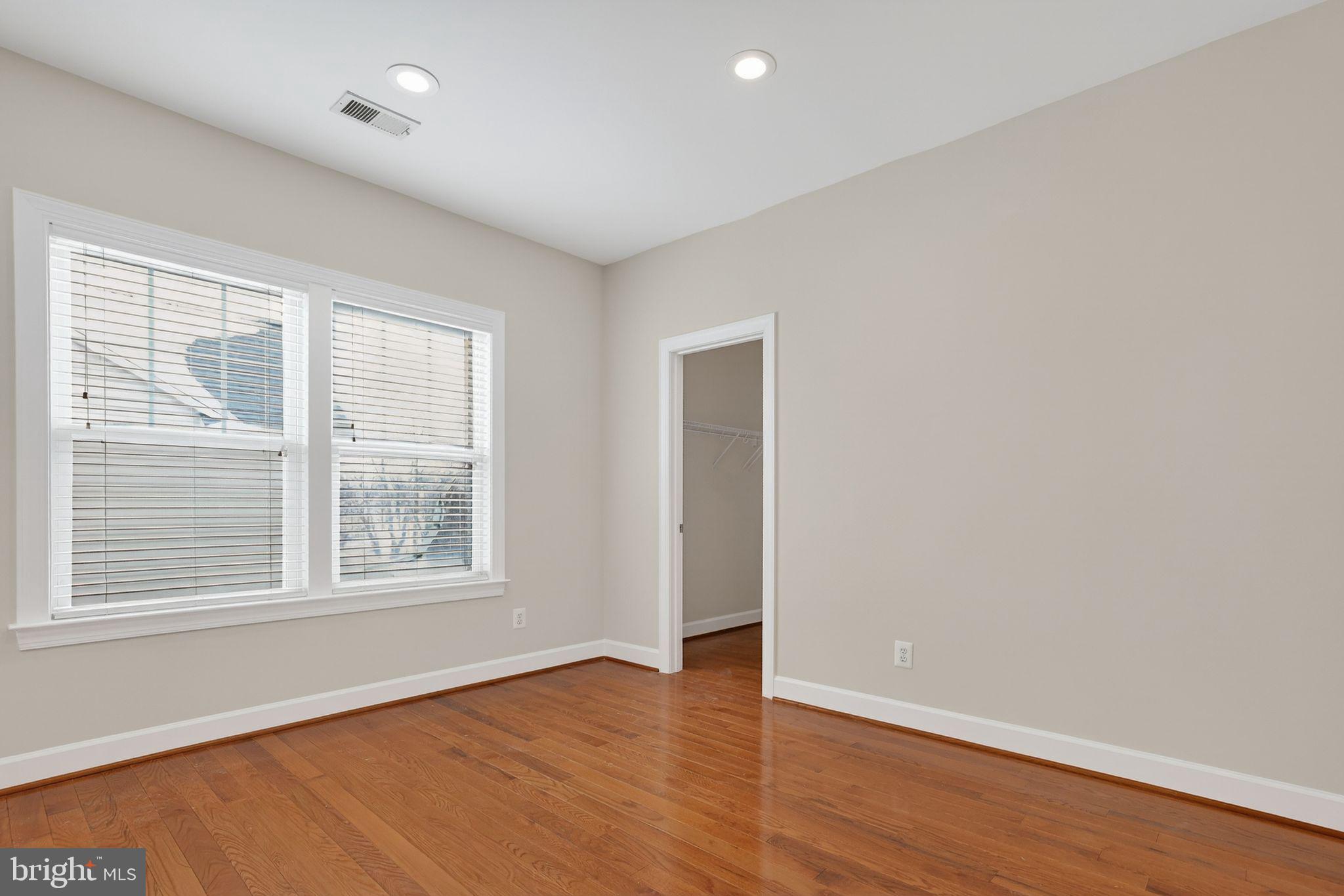 BRAMBLETON - Residential