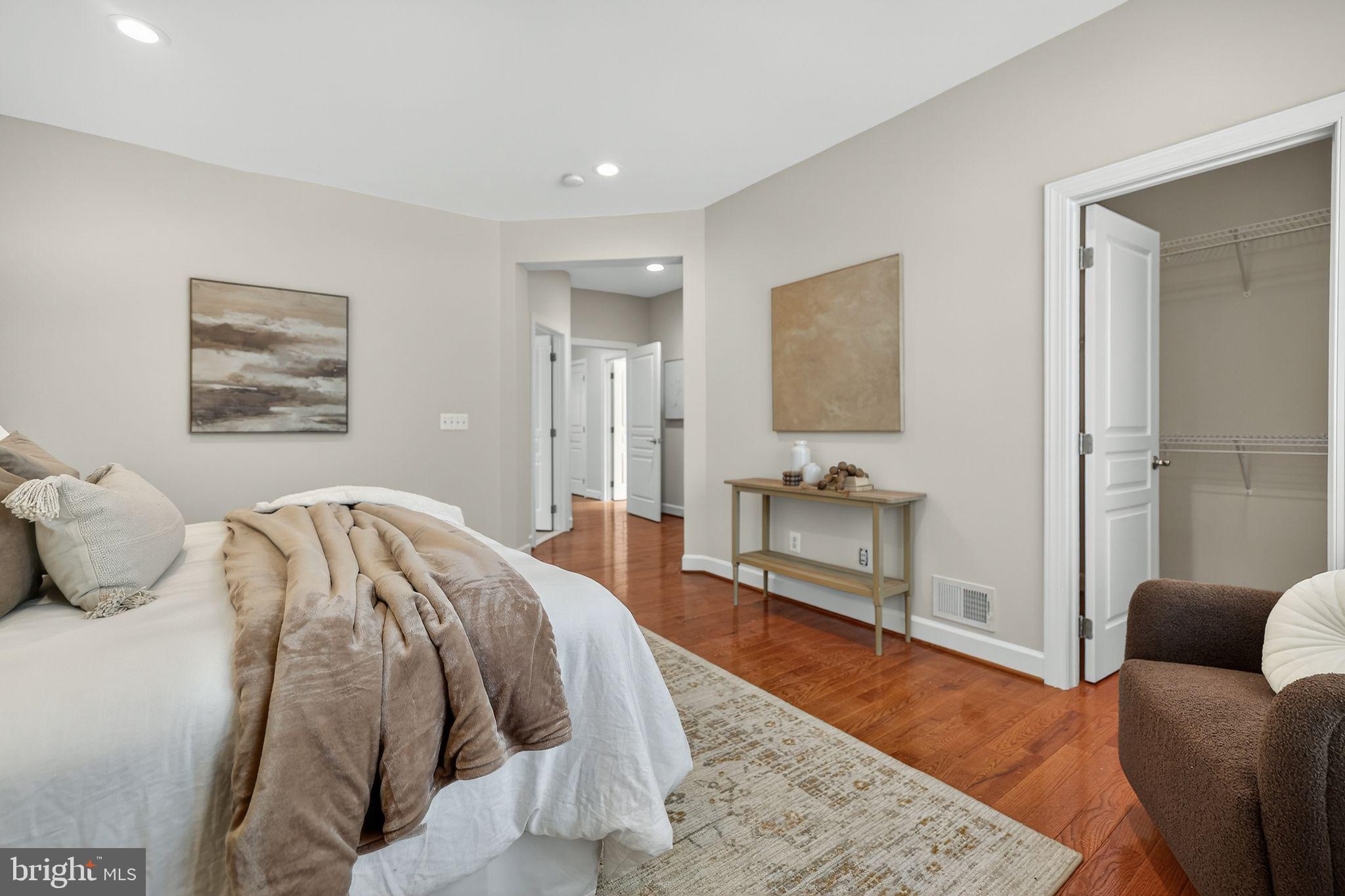 BRAMBLETON - Residential