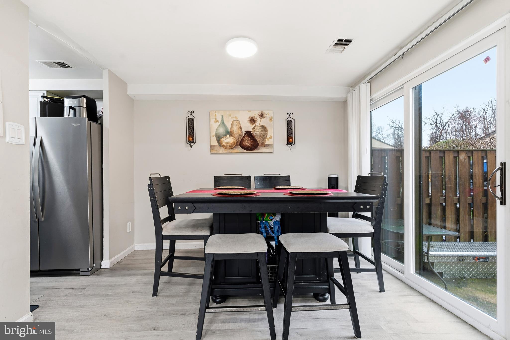 WOODSIDE SQUARE - Residential