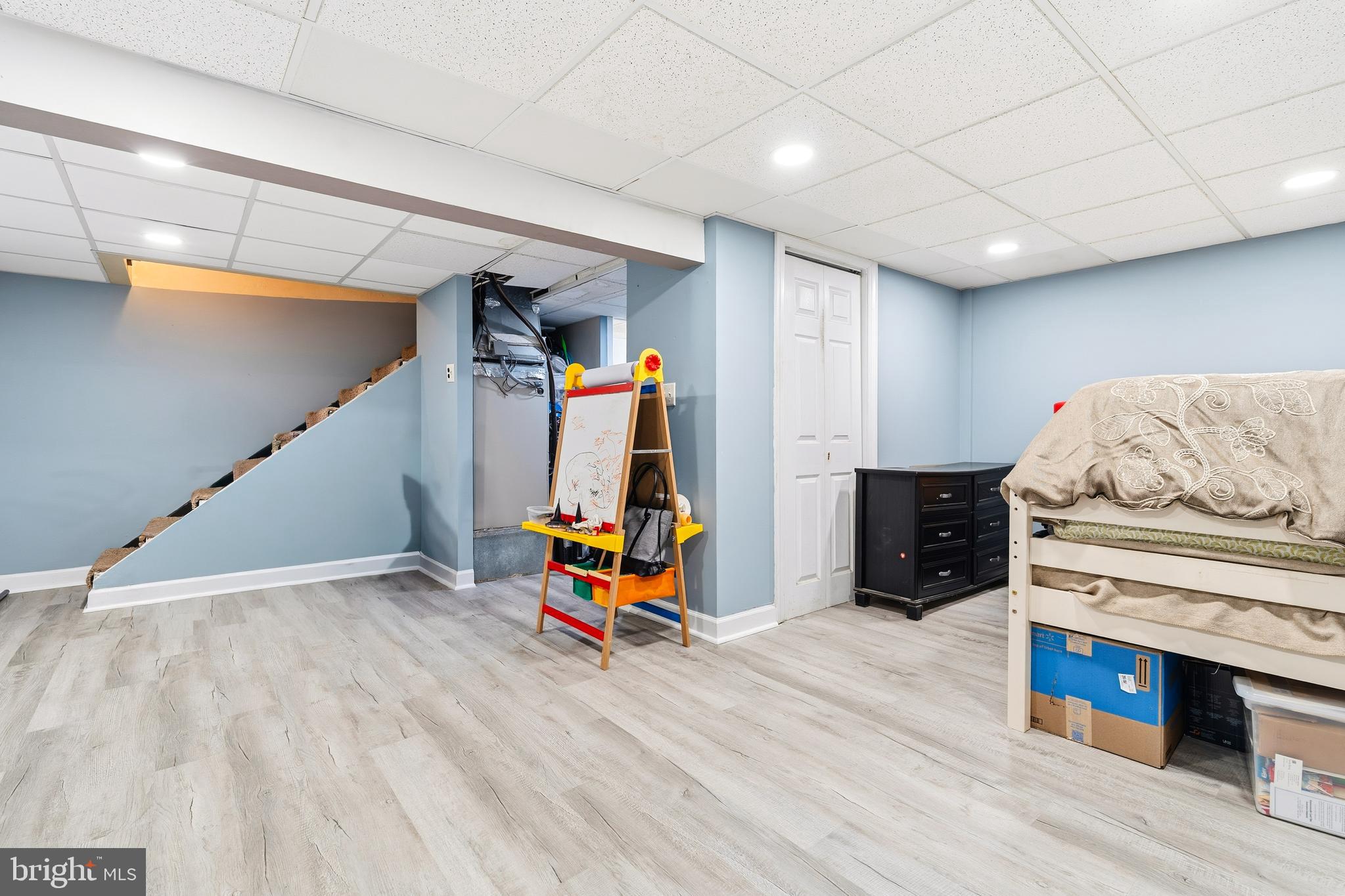 WOODSIDE SQUARE - Residential