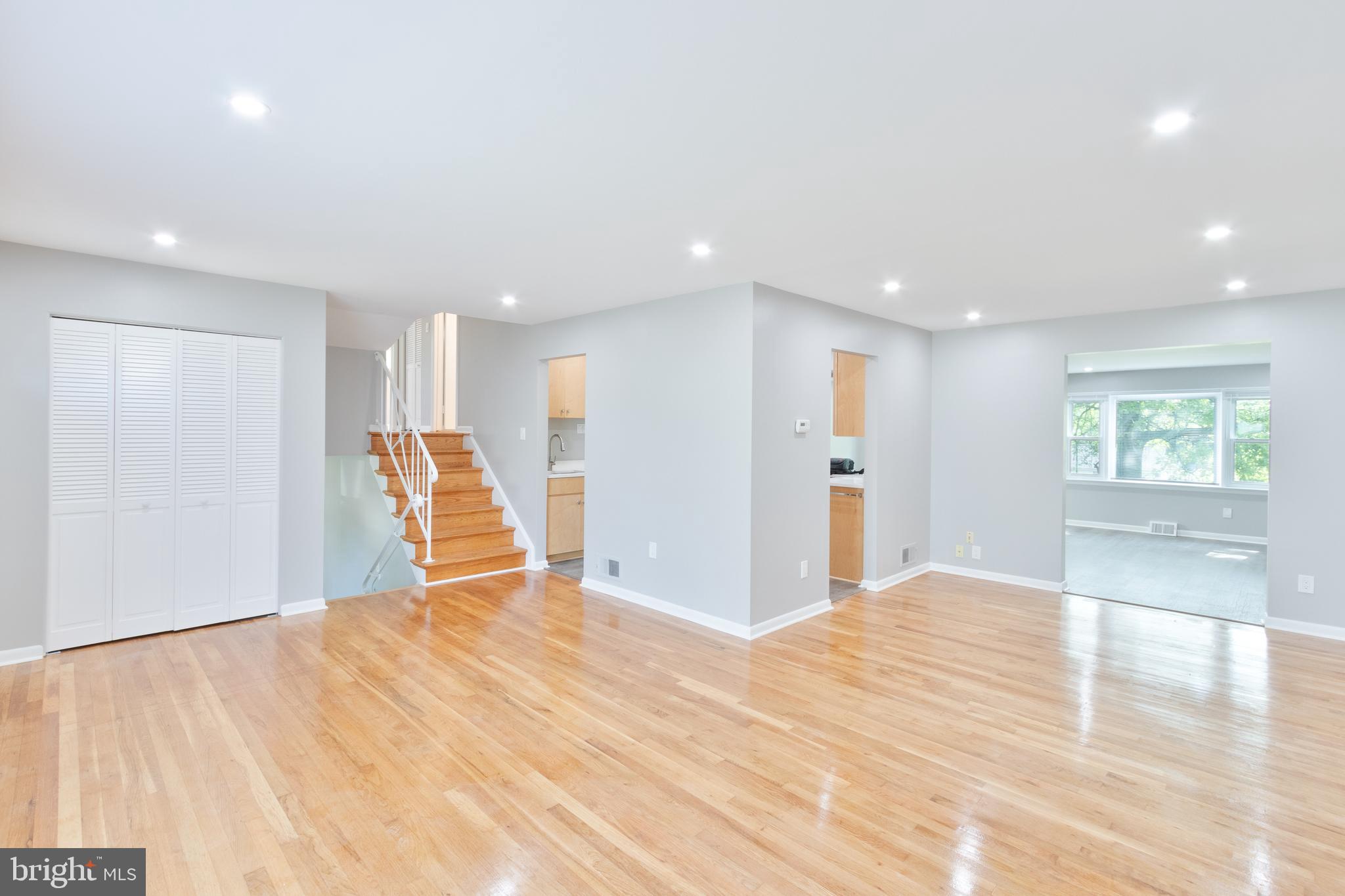 SUNNY RIDGE ESTATES - Residential Lease