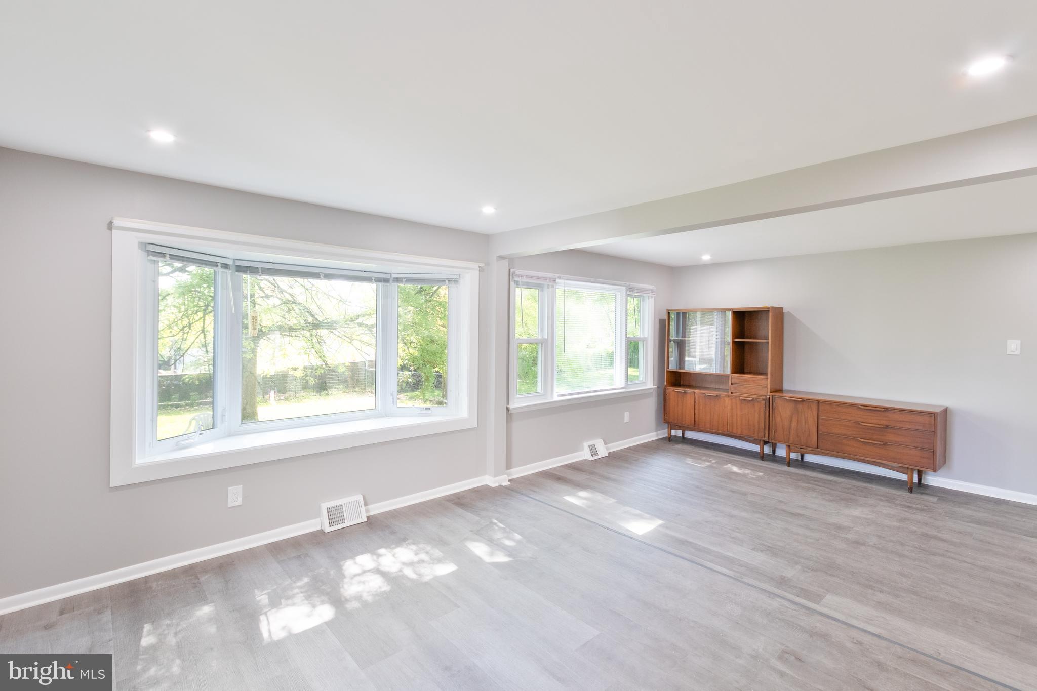 SUNNY RIDGE ESTATES - Residential Lease