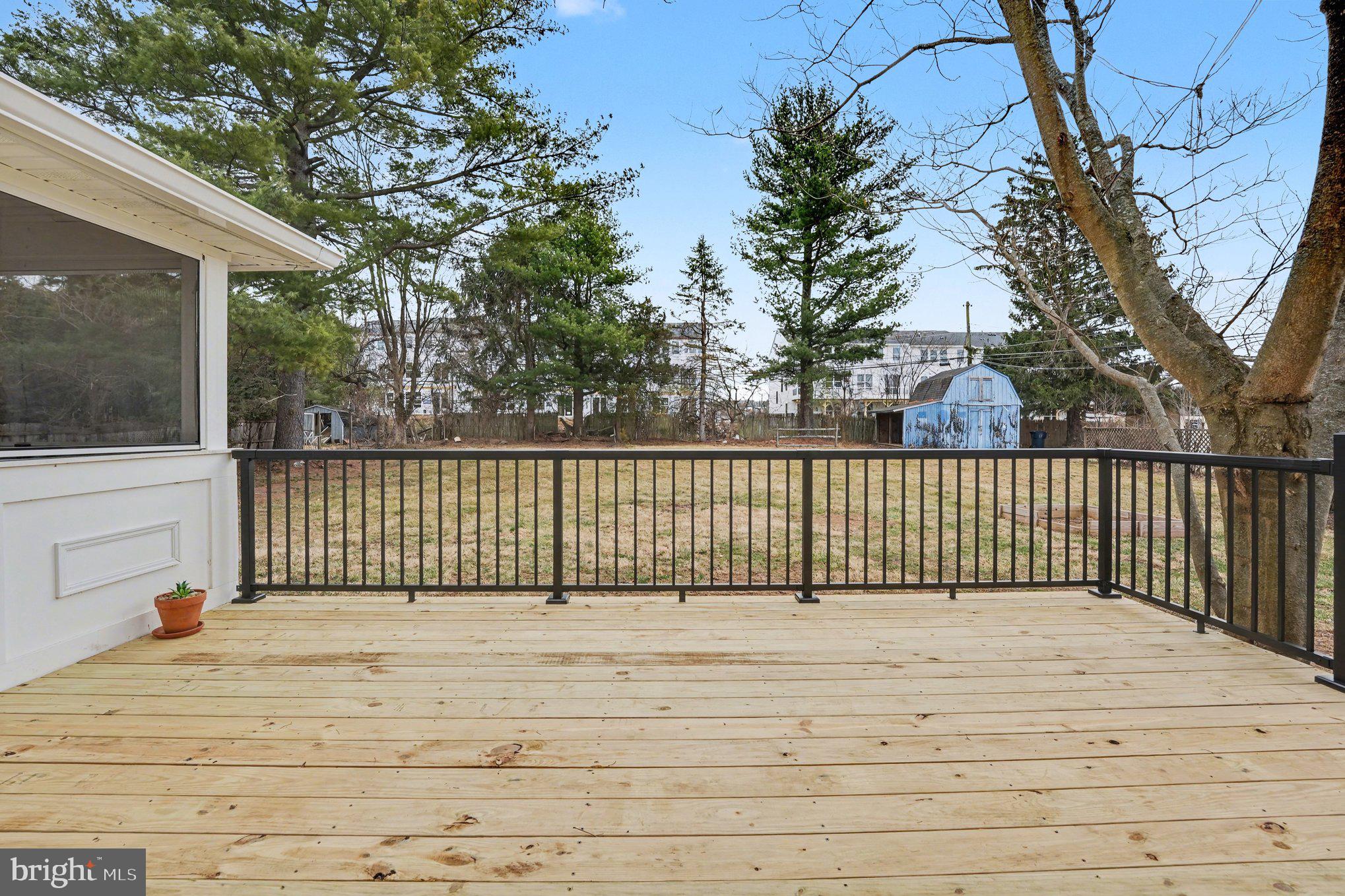 COUNTY LINE PARK - Residential