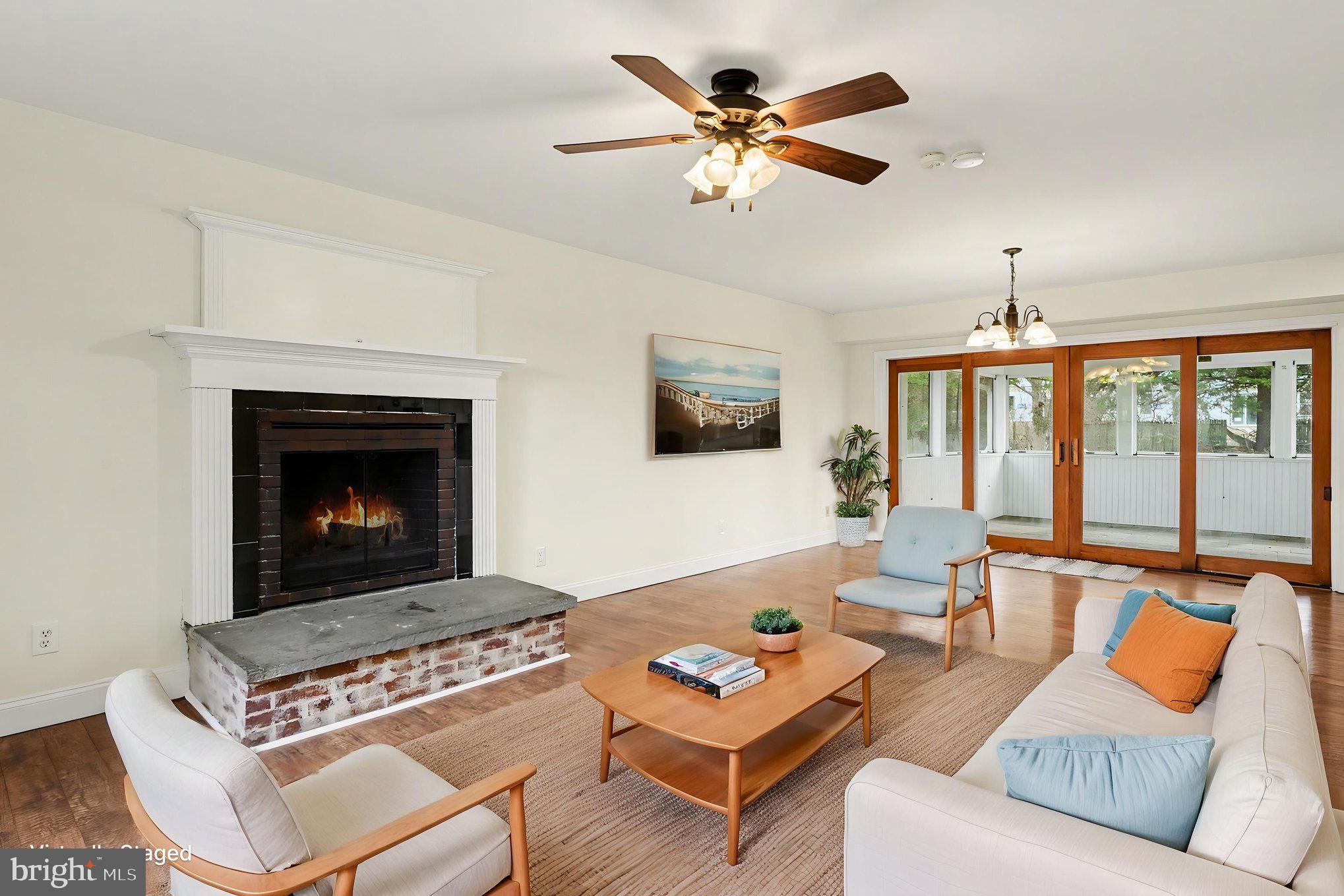 COUNTY LINE PARK - Residential